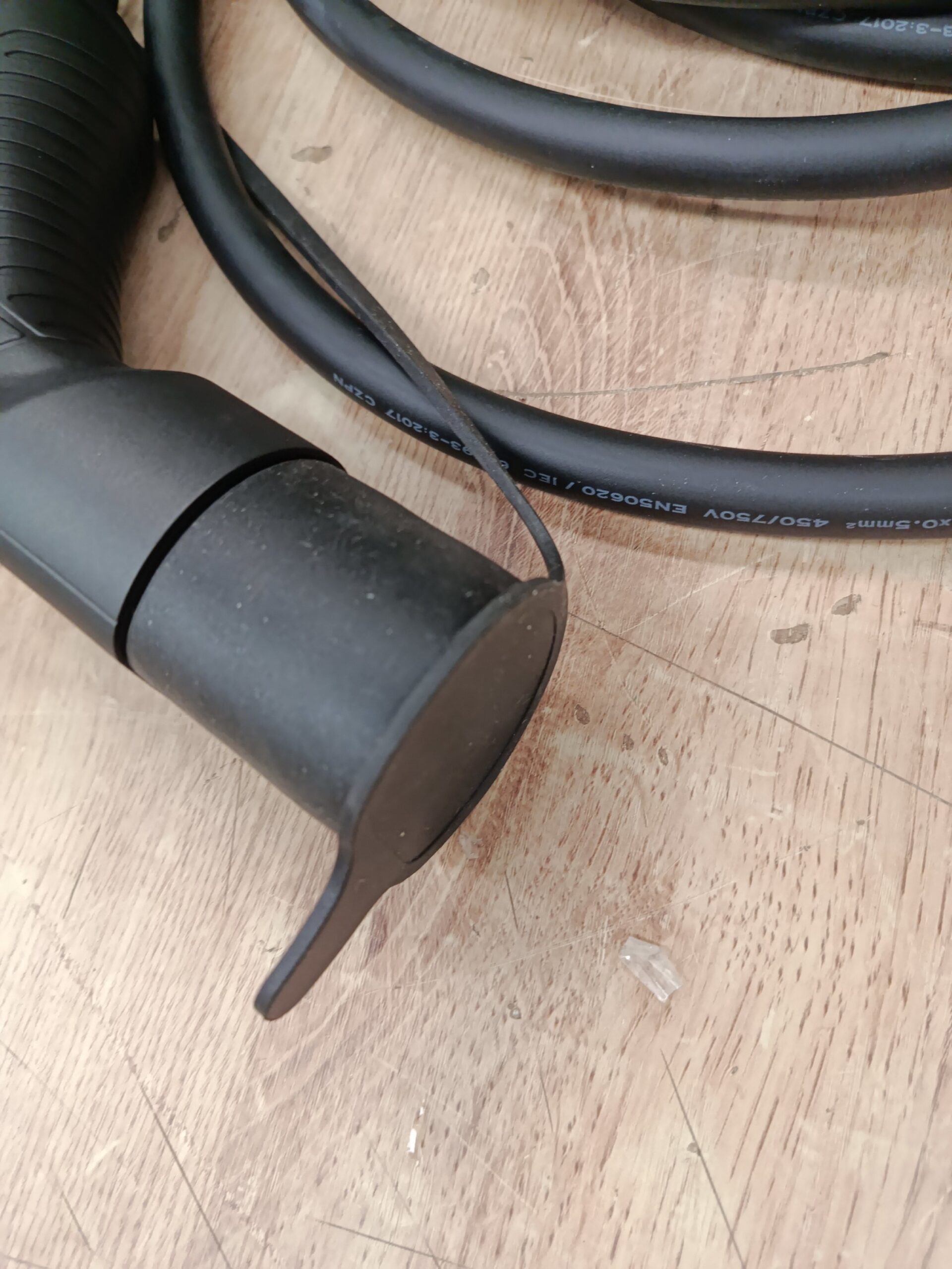 CABLE DE CARGA PARA COCHE ELECTRICO - Imagen 8