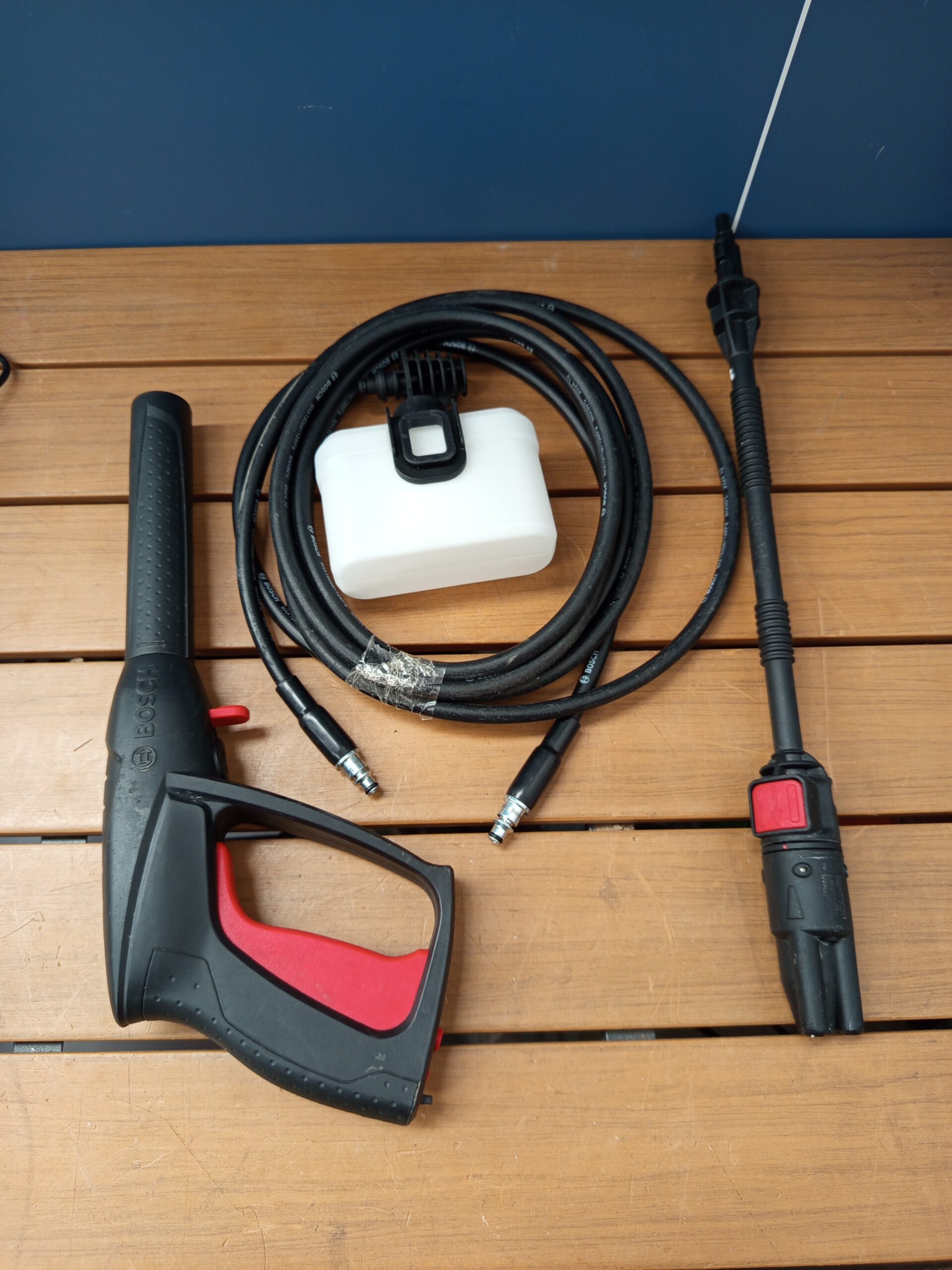 Bosch Home and Garden Limpiadora 1500 W, 125 Bares. - Imagen 4