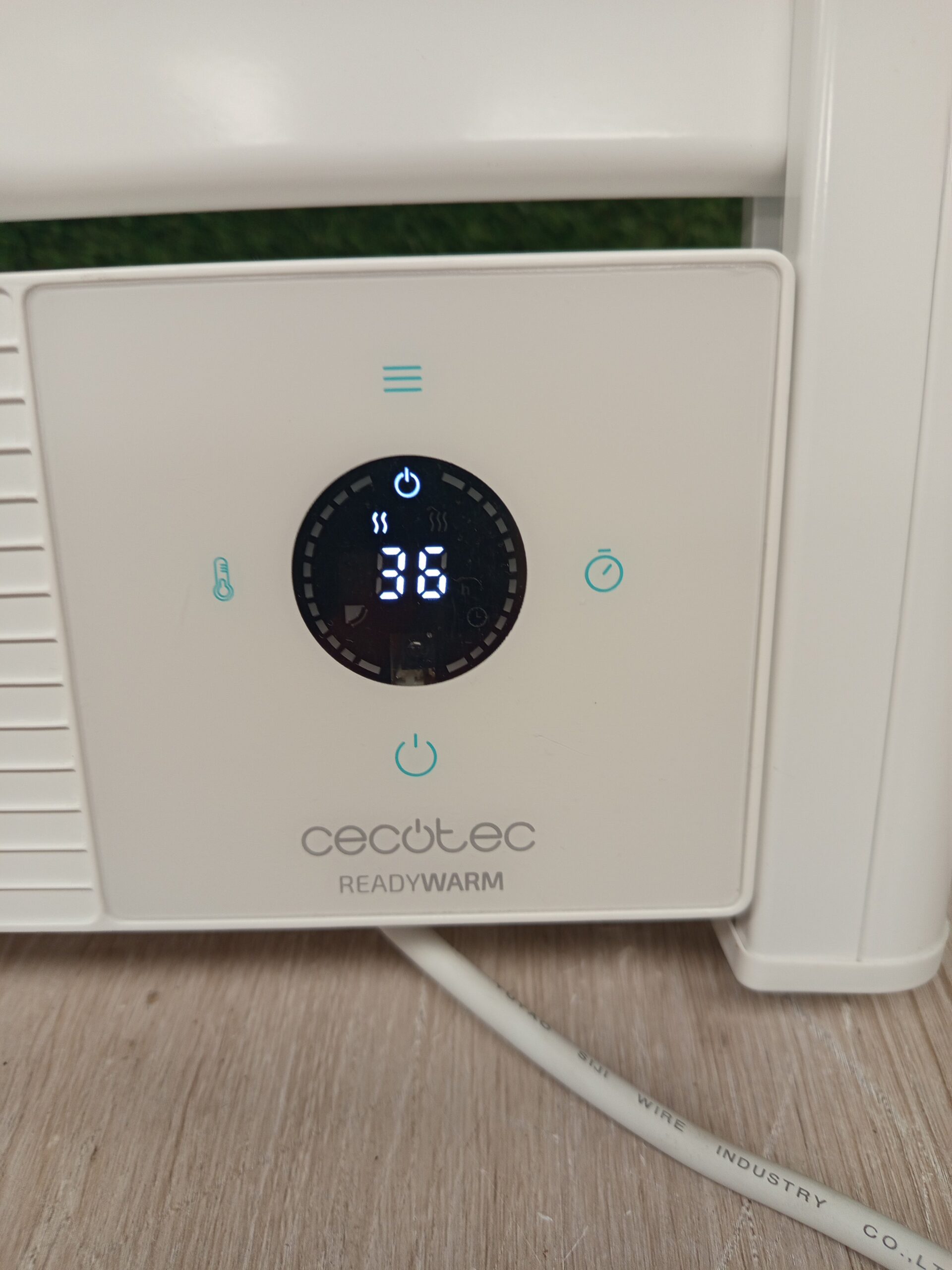 Cecotec Radiador Toallero Eléctrico 2000w. - Imagen 2