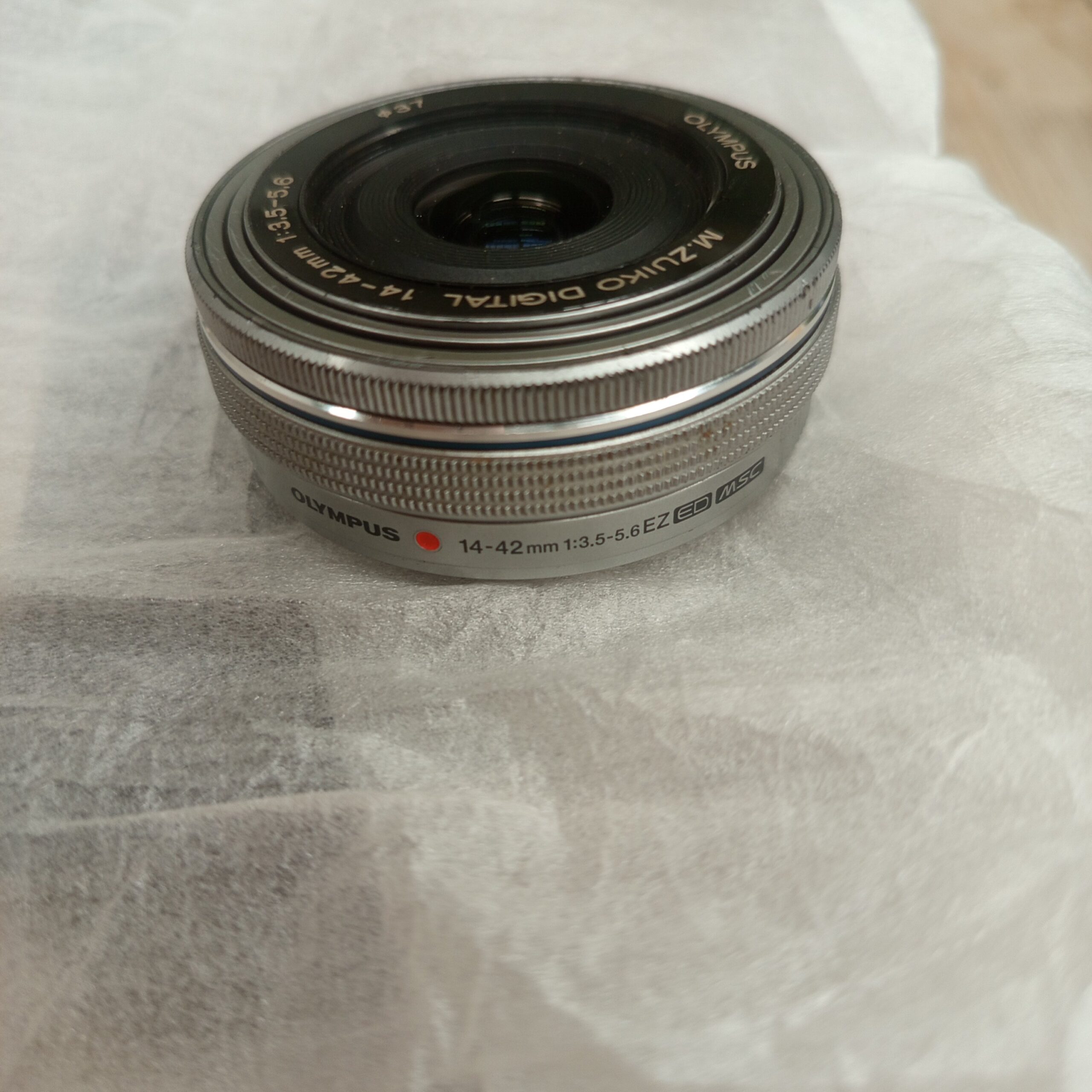 Objectivo - Olympus 14-42 mm F3.5-5.6 EZ - Imagen 3