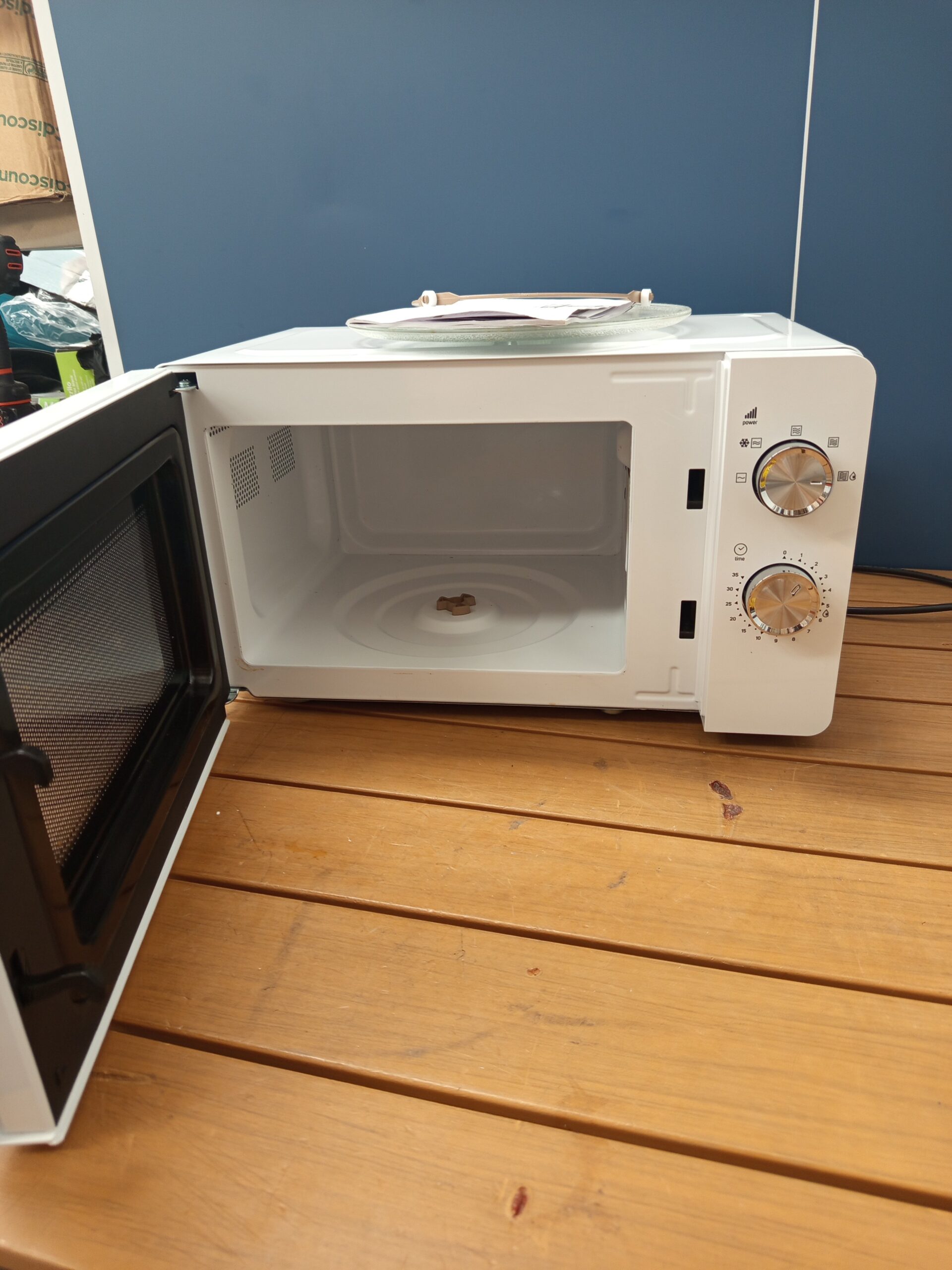 ProductoTaurus Microondas 20L, 700W, 5 potencias, Sin Grill. - Imagen 4
