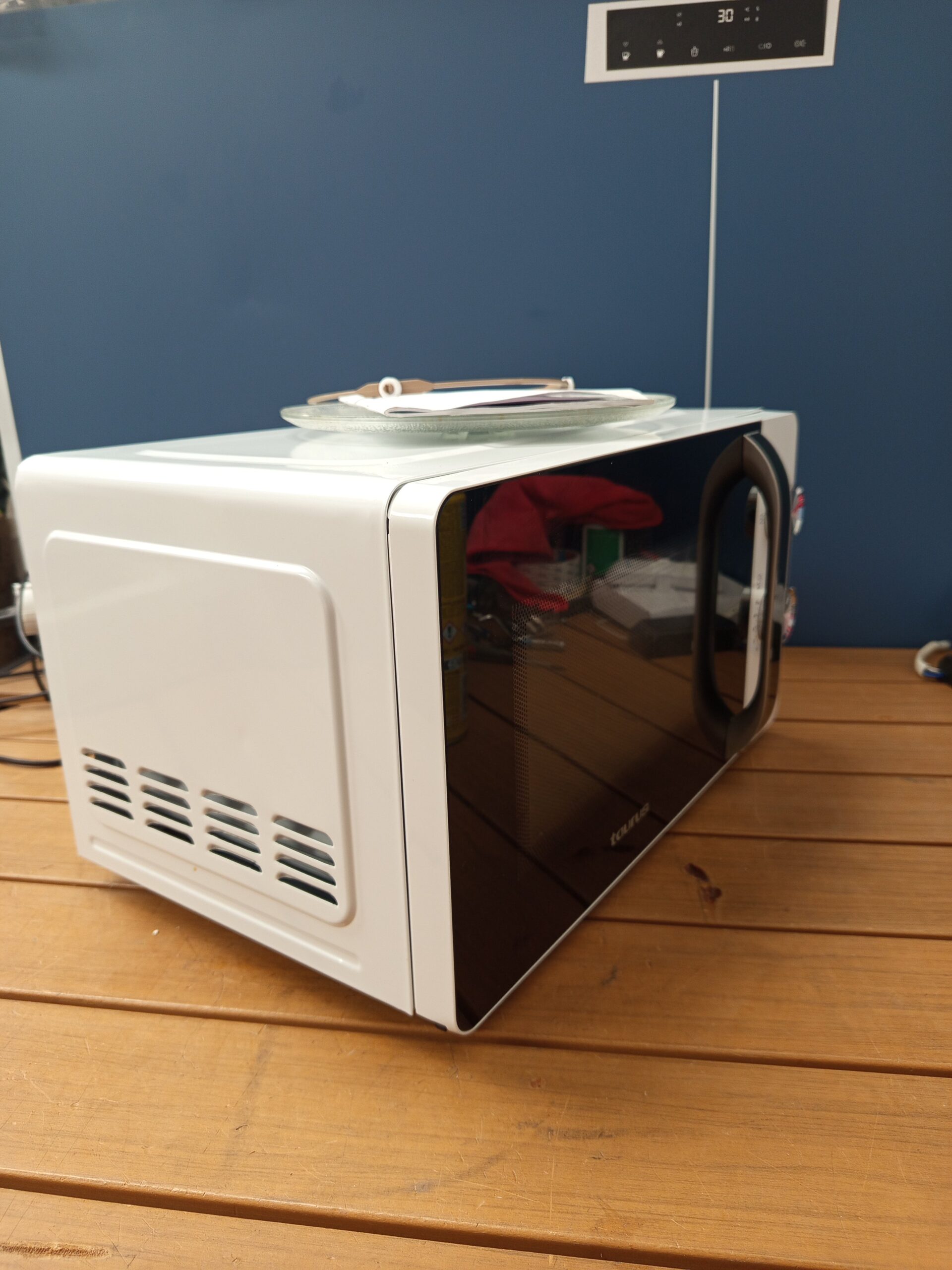 ProductoTaurus Microondas 20L, 700W, 5 potencias, Sin Grill. - Imagen 2