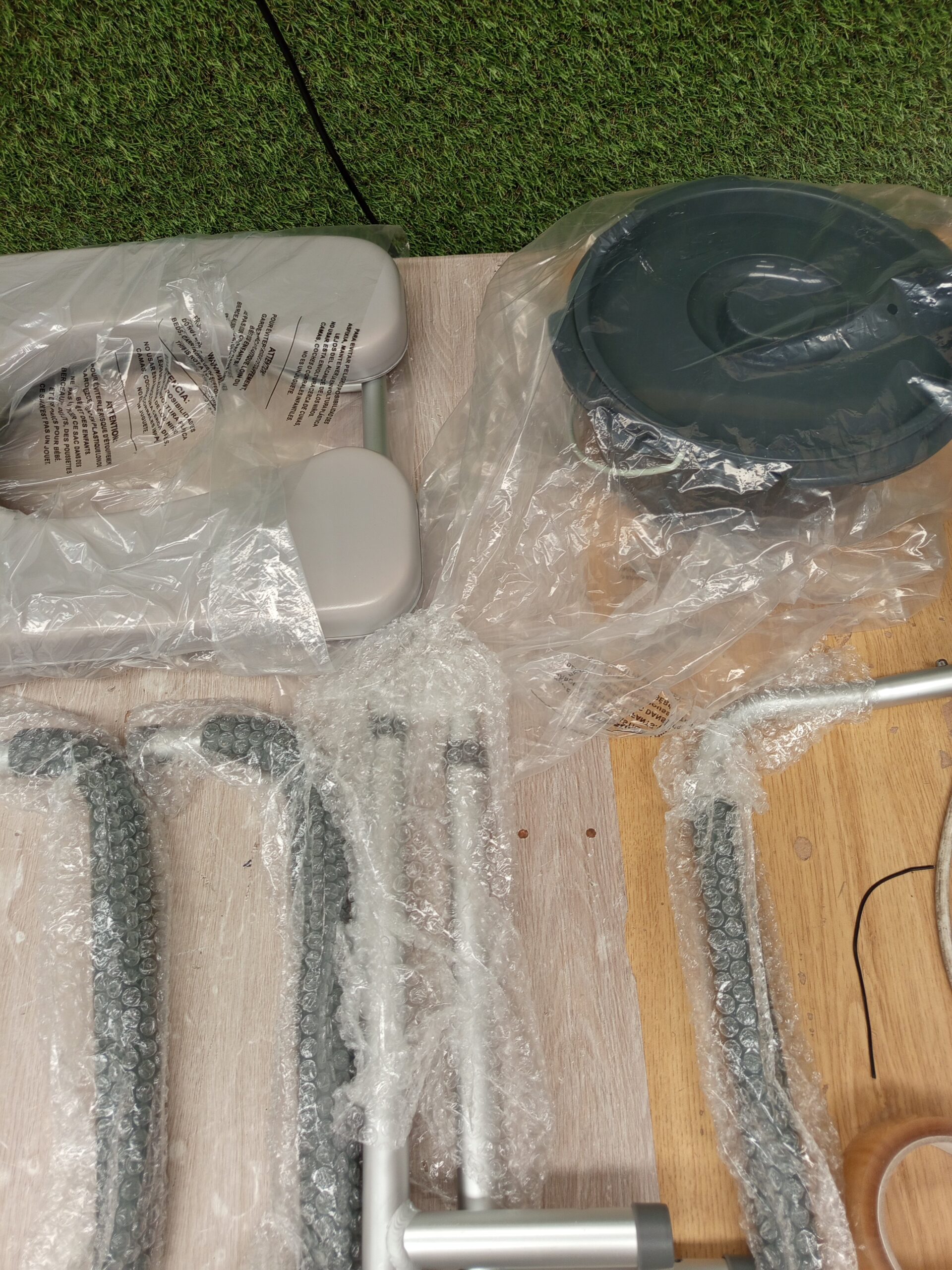 VEVOR Silla con orinal - Imagen 5