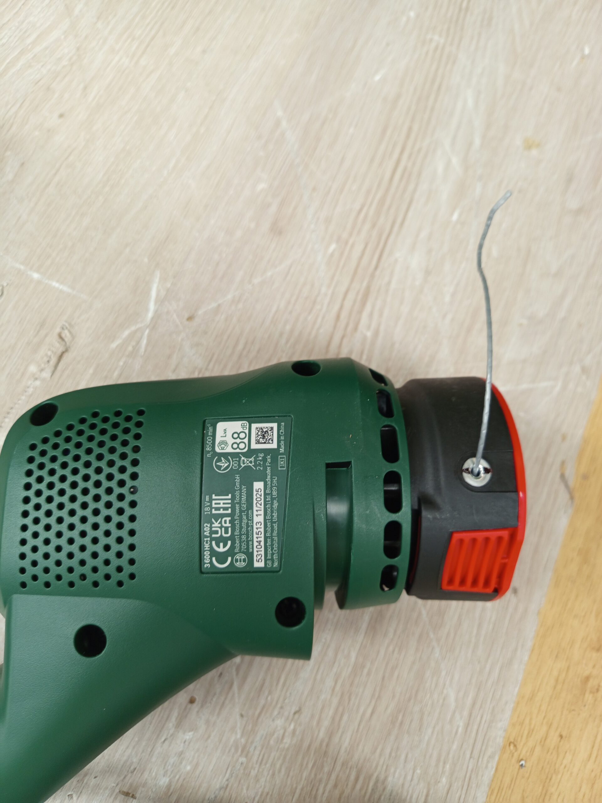 Bosch Profesional Cortabordes con Batería - Imagen 5