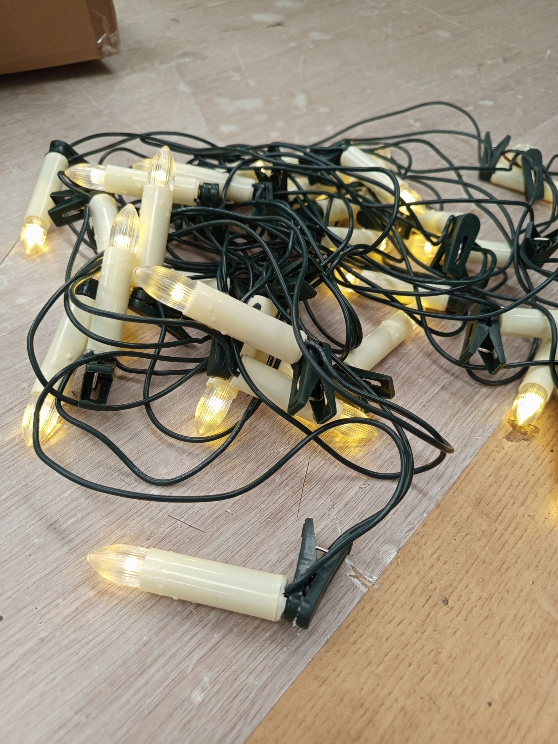 Idena - Cadena de luces LED para velas - Imagen 3