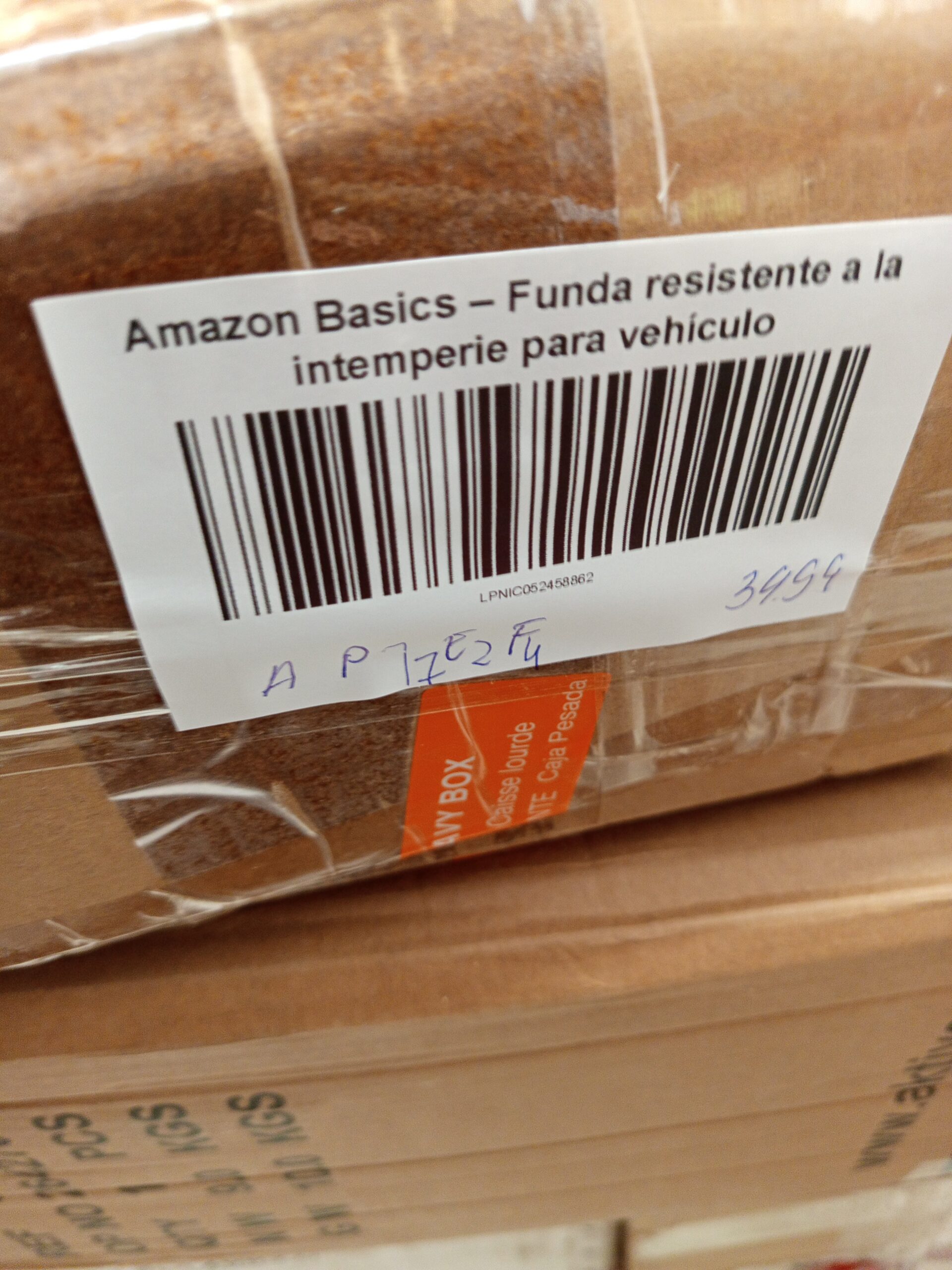 Amazon Basics – Funda resistente a la intemperie para vehículo - Imagen 6