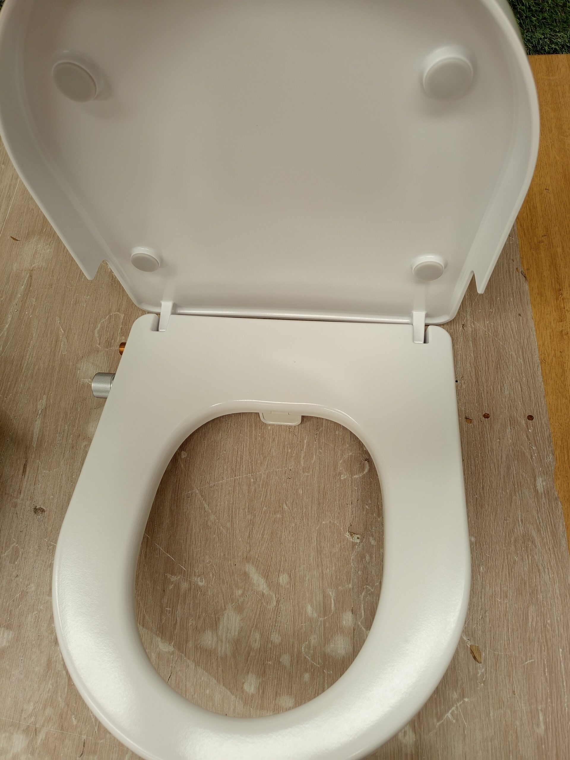 Bidet Tapa WC Forma D Universal - Imagen 6