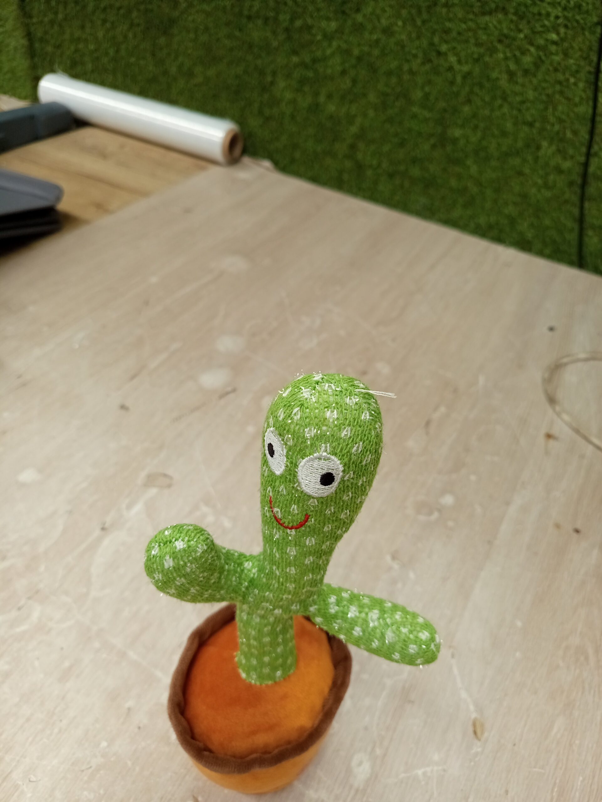 Cactus Bailarin, Juguete de Peluche Que Baila - Imagen 4