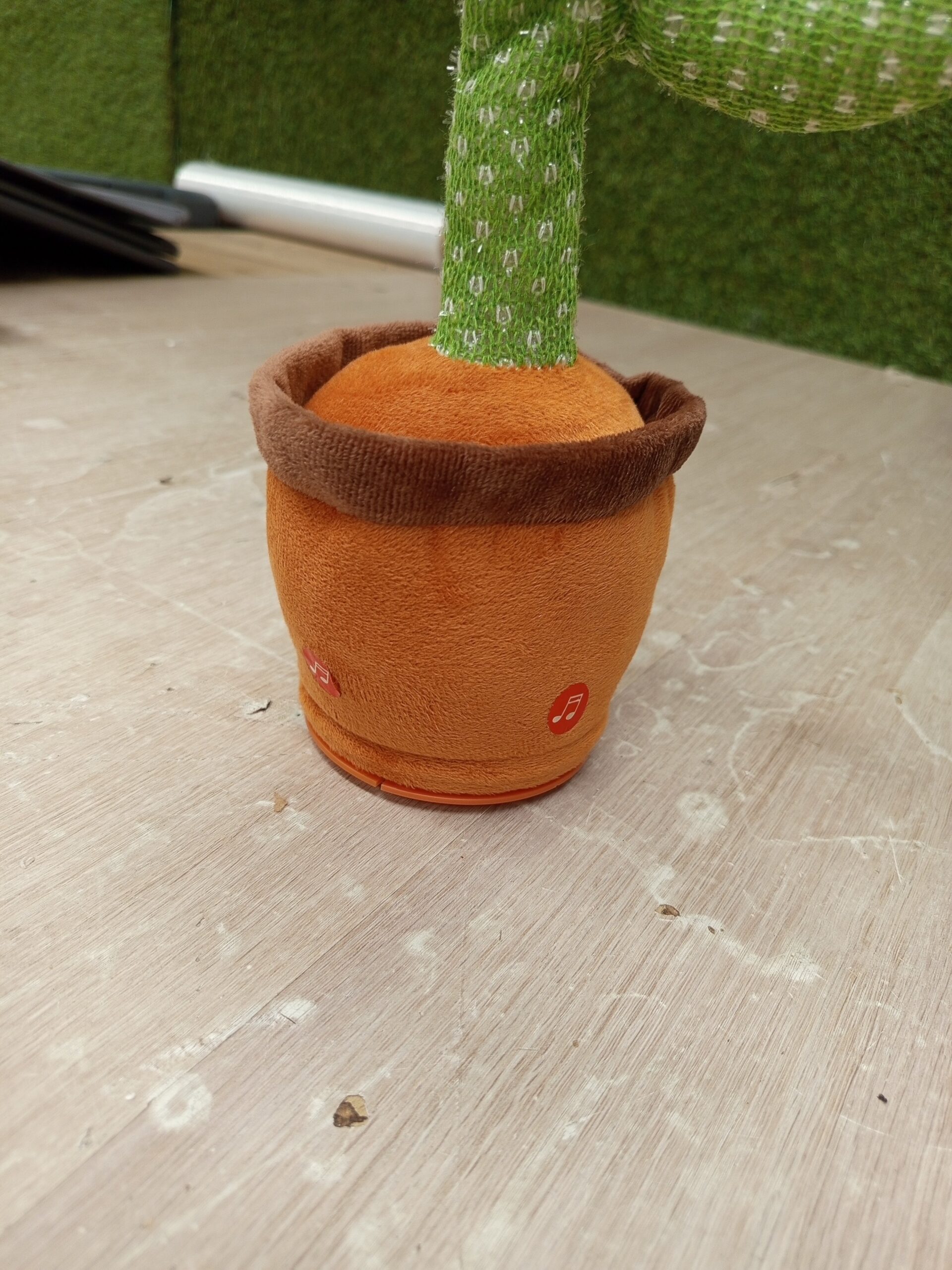 Cactus Bailarin, Juguete de Peluche Que Baila - Imagen 3