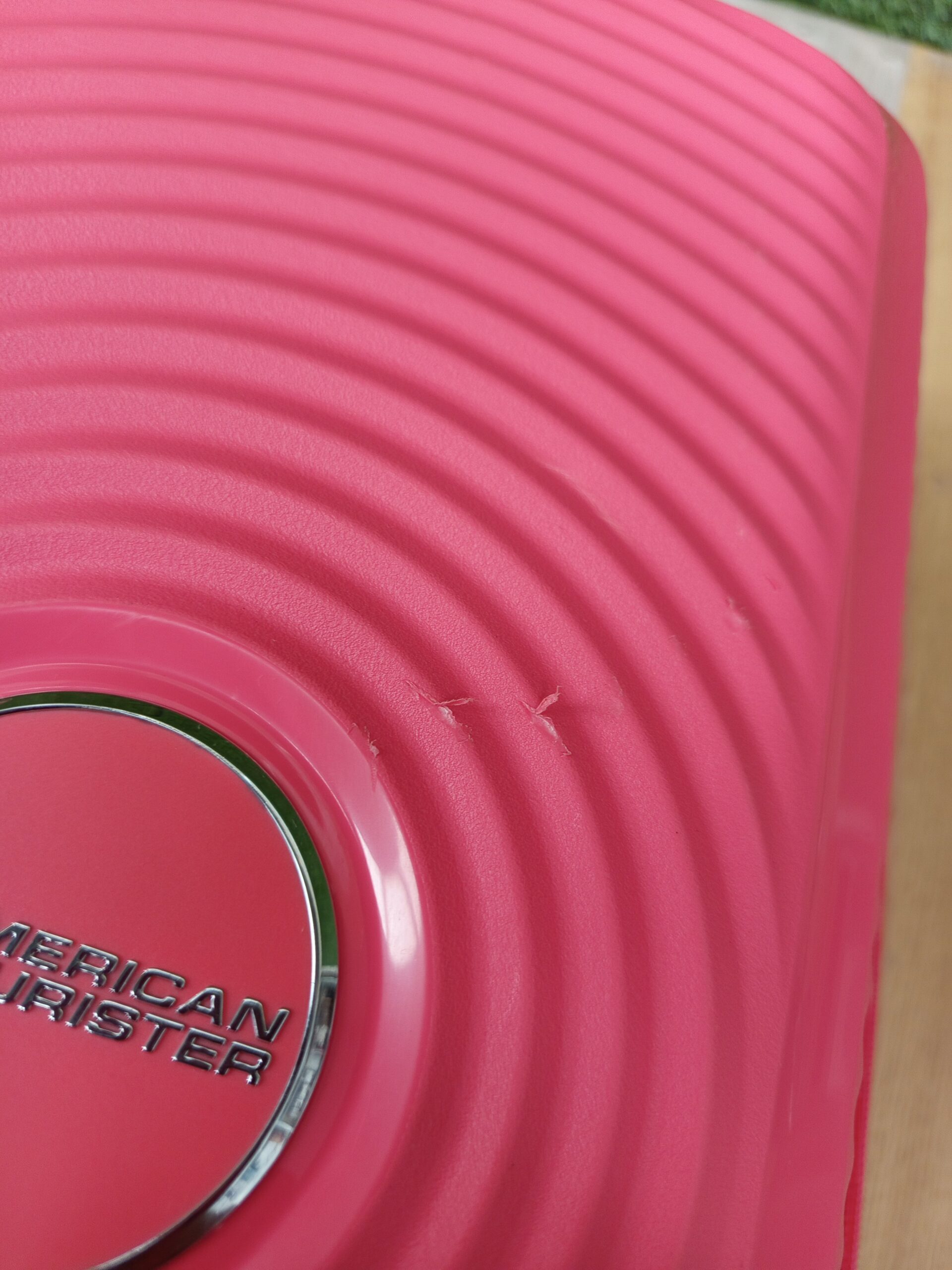 Maleta American Tourister Soundbox - Imagen 2
