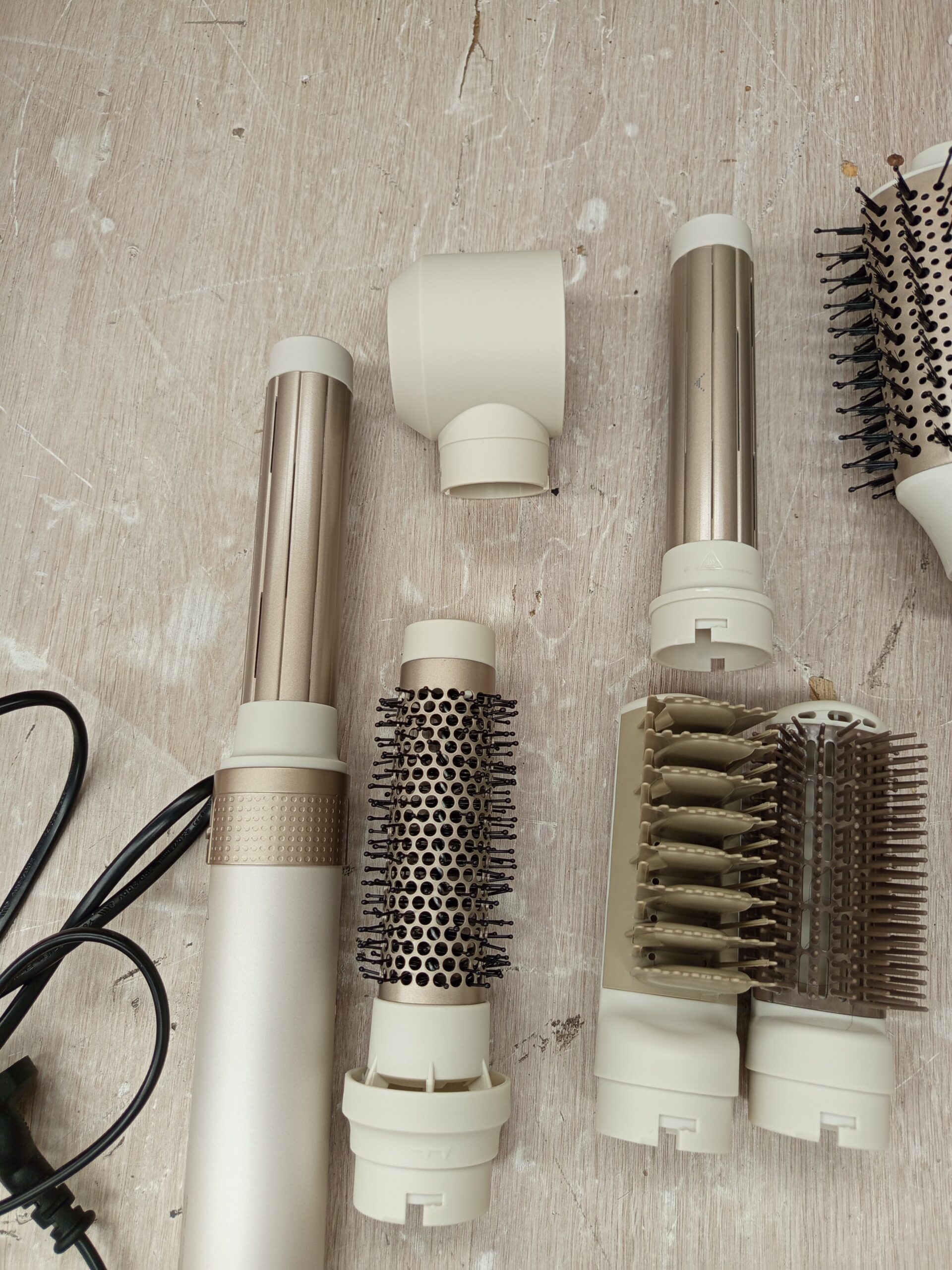 Cecotec Cepillo de Aire 8 Cabezales CeramicCare AirGlisse Champagne - Imagen 4