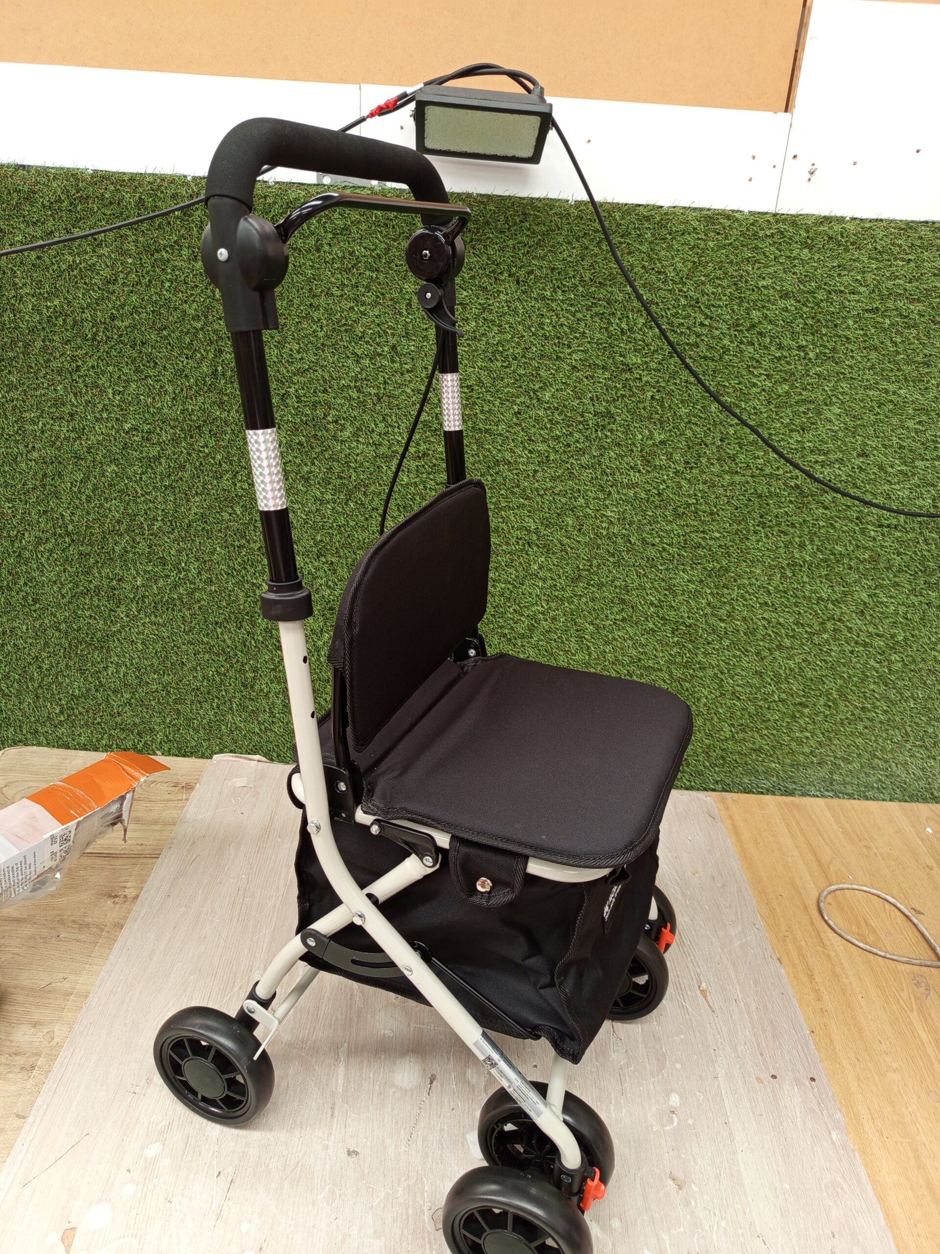 Mobiclinic Andador Plegable - Imagen 5
