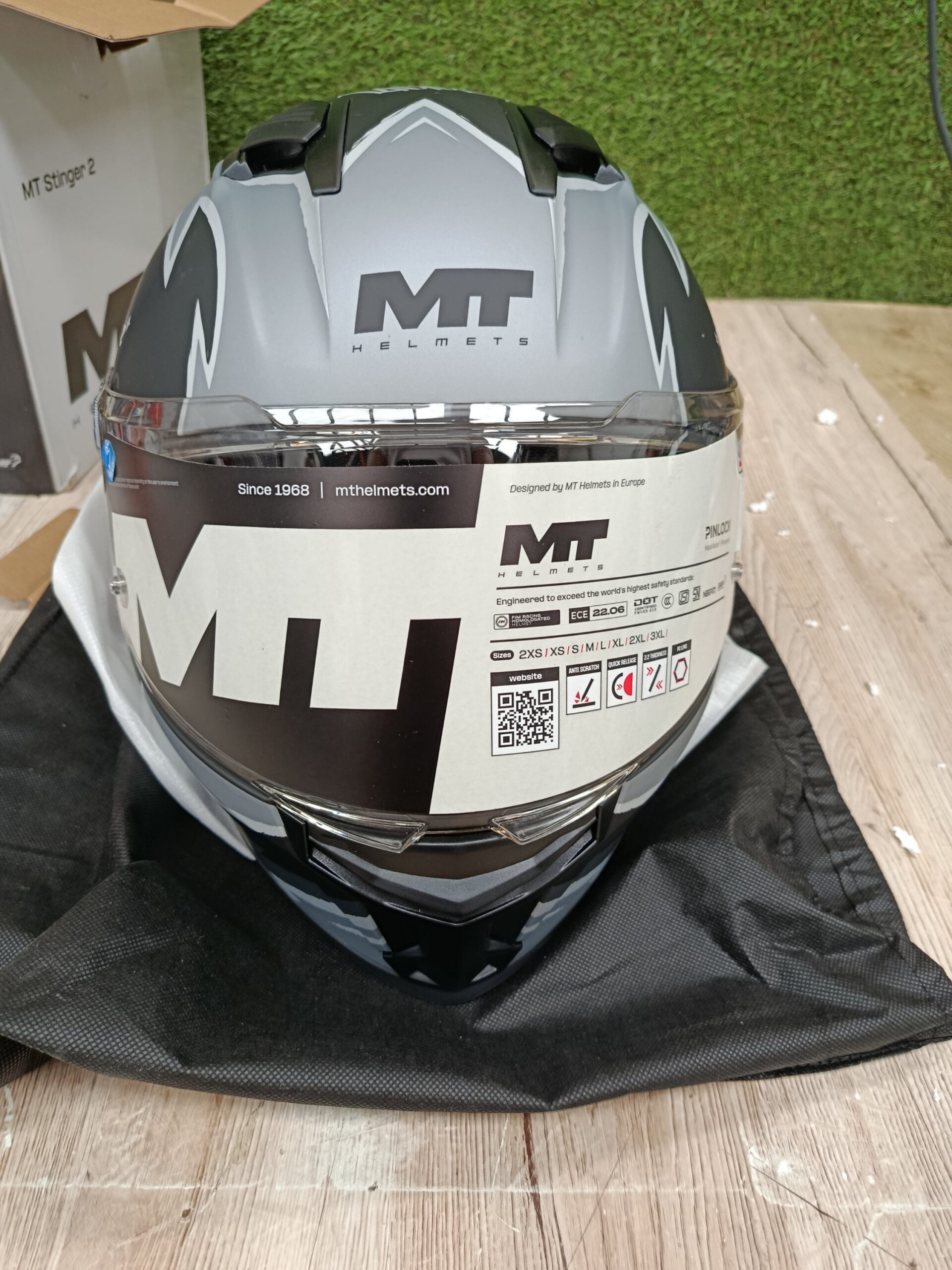 MT HELMETS STINGER 2 CASCO MOTO - Imagen 3