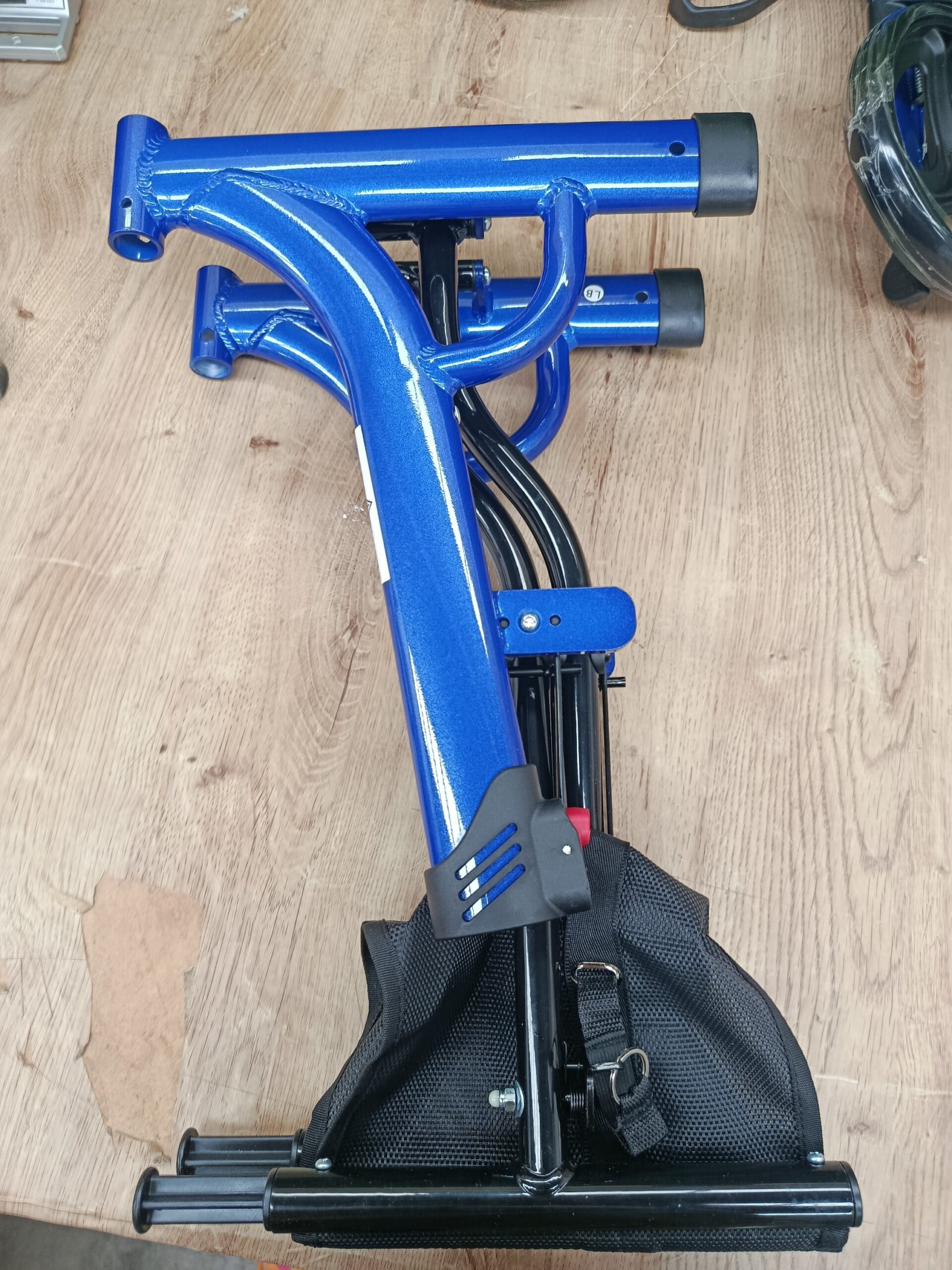 COSTWAY JH10007BL Silla y Andador Multifuncional - Imagen 6