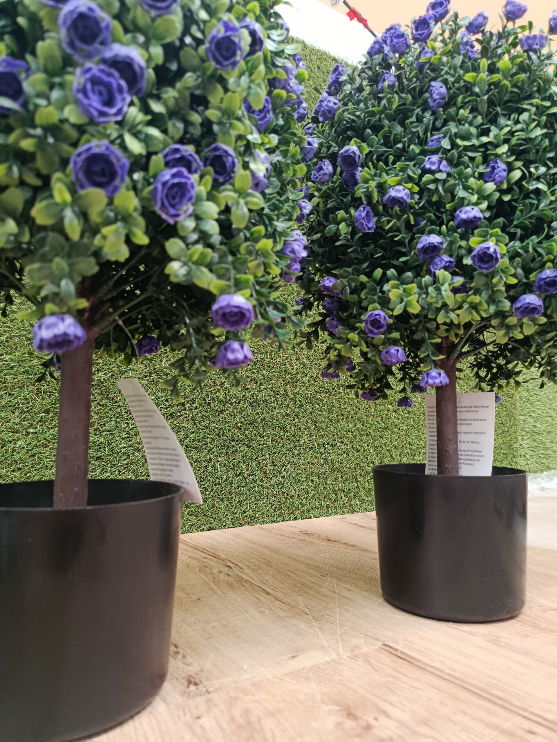 COSTWAY HZ10324PU-2 Árbol Artificial Con Flores Lilas y Hojas Verdes - Imagen 5