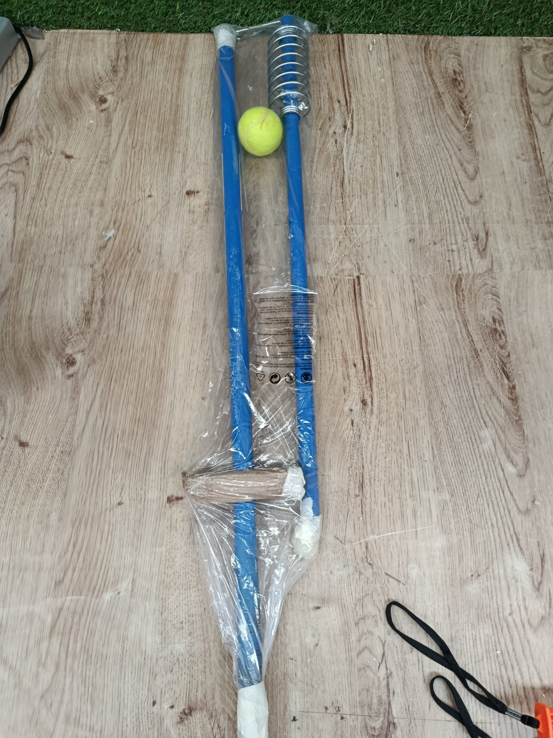 COSTWAY SP37492 Set Portátil de Tenis para Entrenar Solos 2 Raquetas con Palo Regulable - Imagen 4