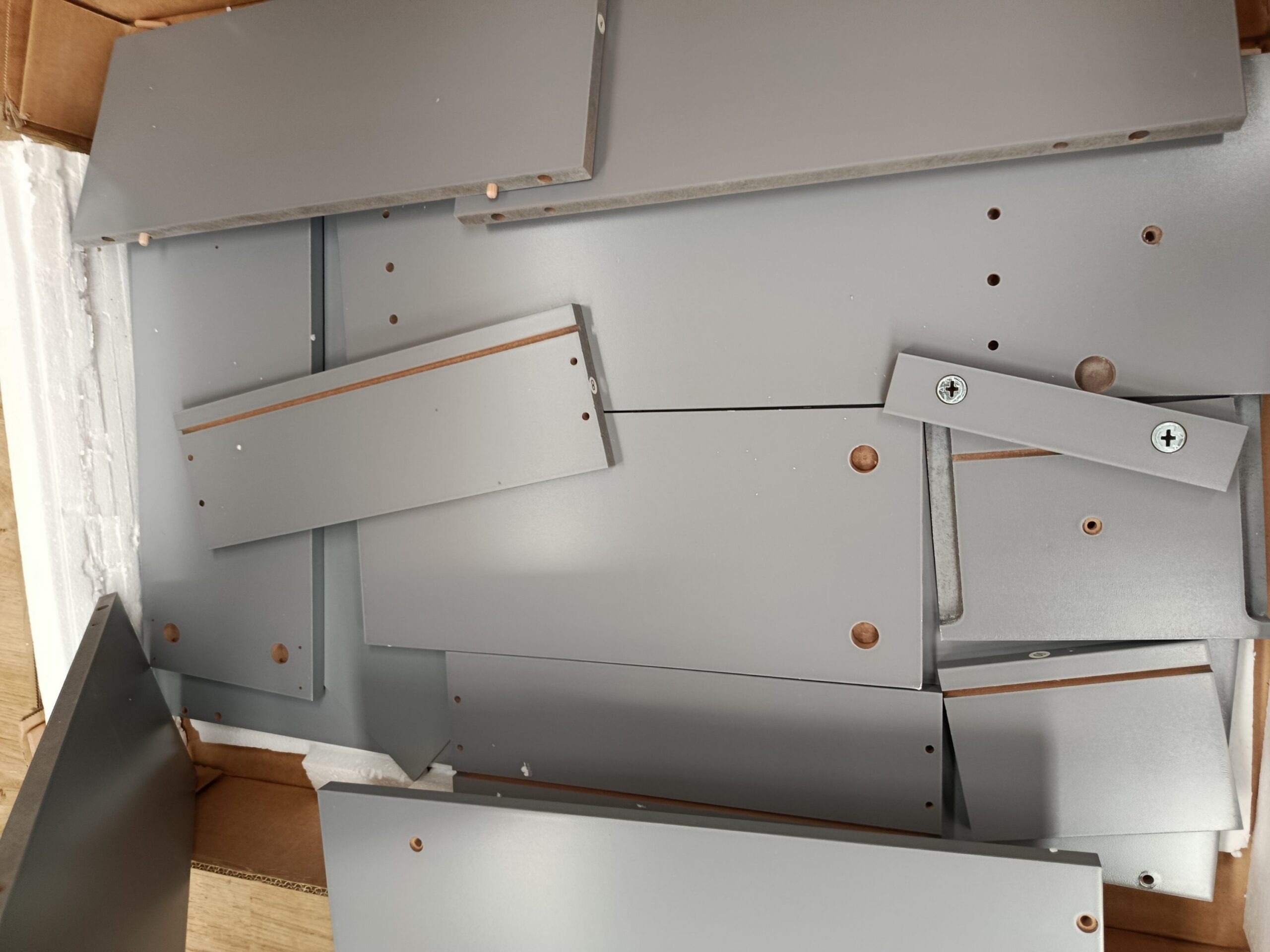COSTWAY JV12829GR Gabinete Lateral Para Inodoro Pequeño de 4 Niveles - Imagen 5