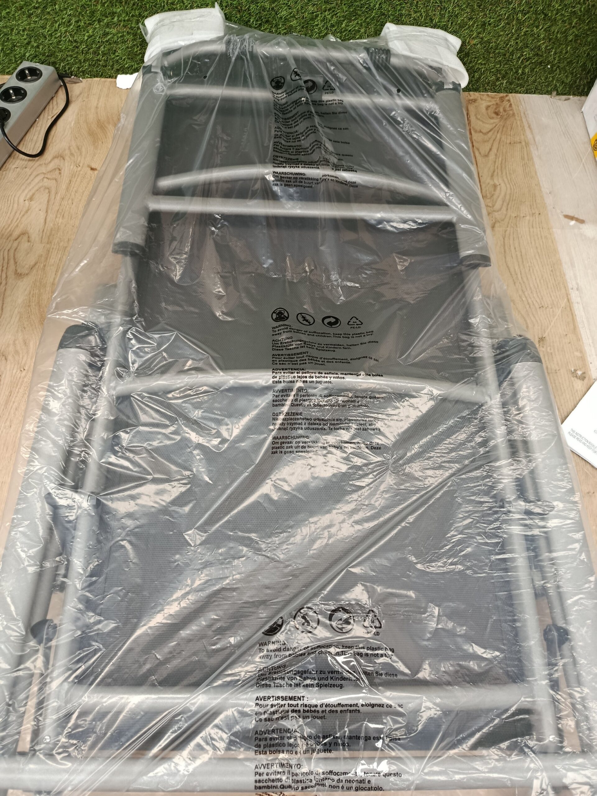 COSTWAY NP10400 Tumbona de aluminio para exteriores - Imagen 4