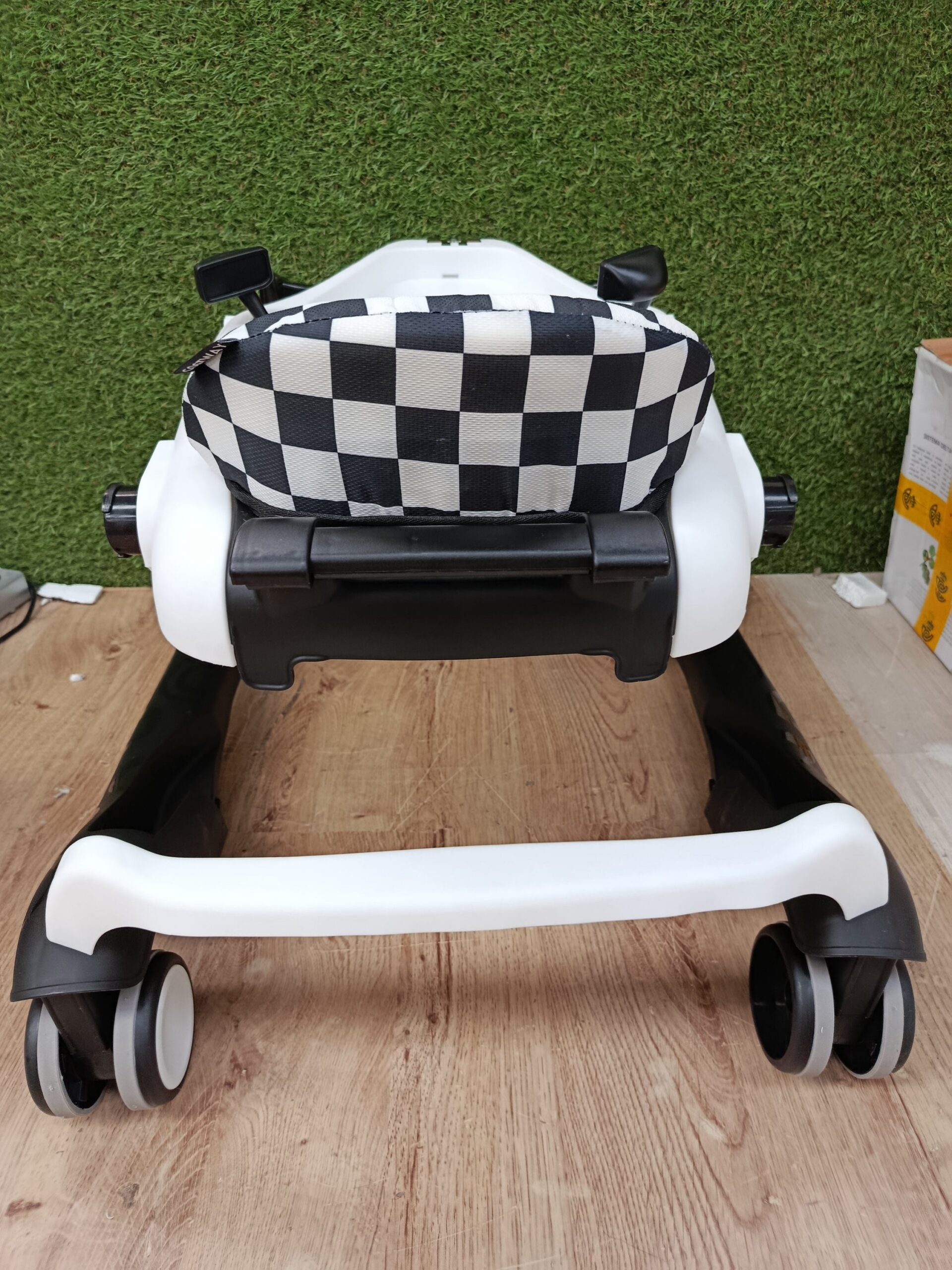 LIFEZEAL Andador para bebés plegable con altura regulable - Imagen 6