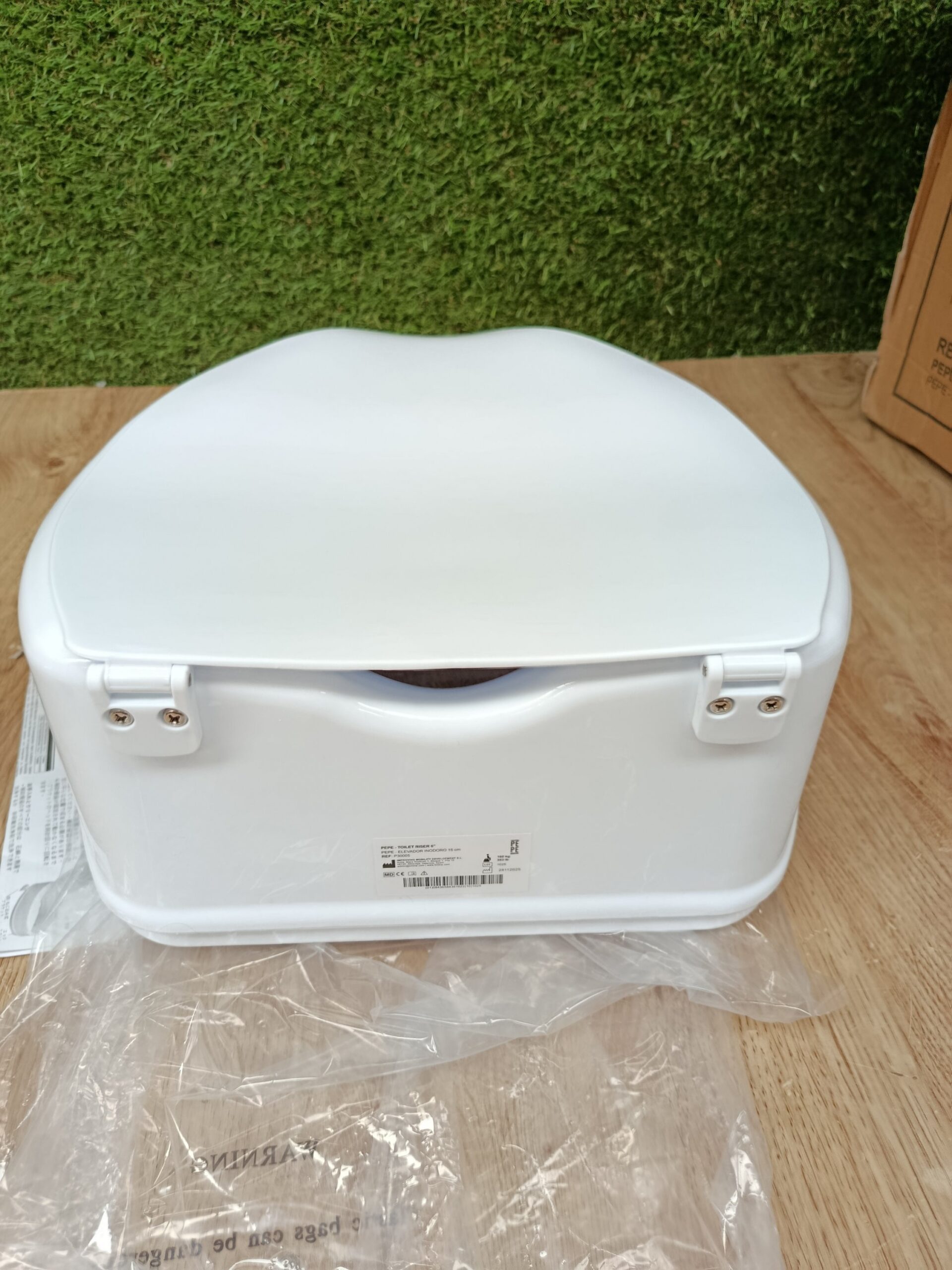 PEPE Mobility Elevador WC Adulto con Tapa 10cm - Imagen 6