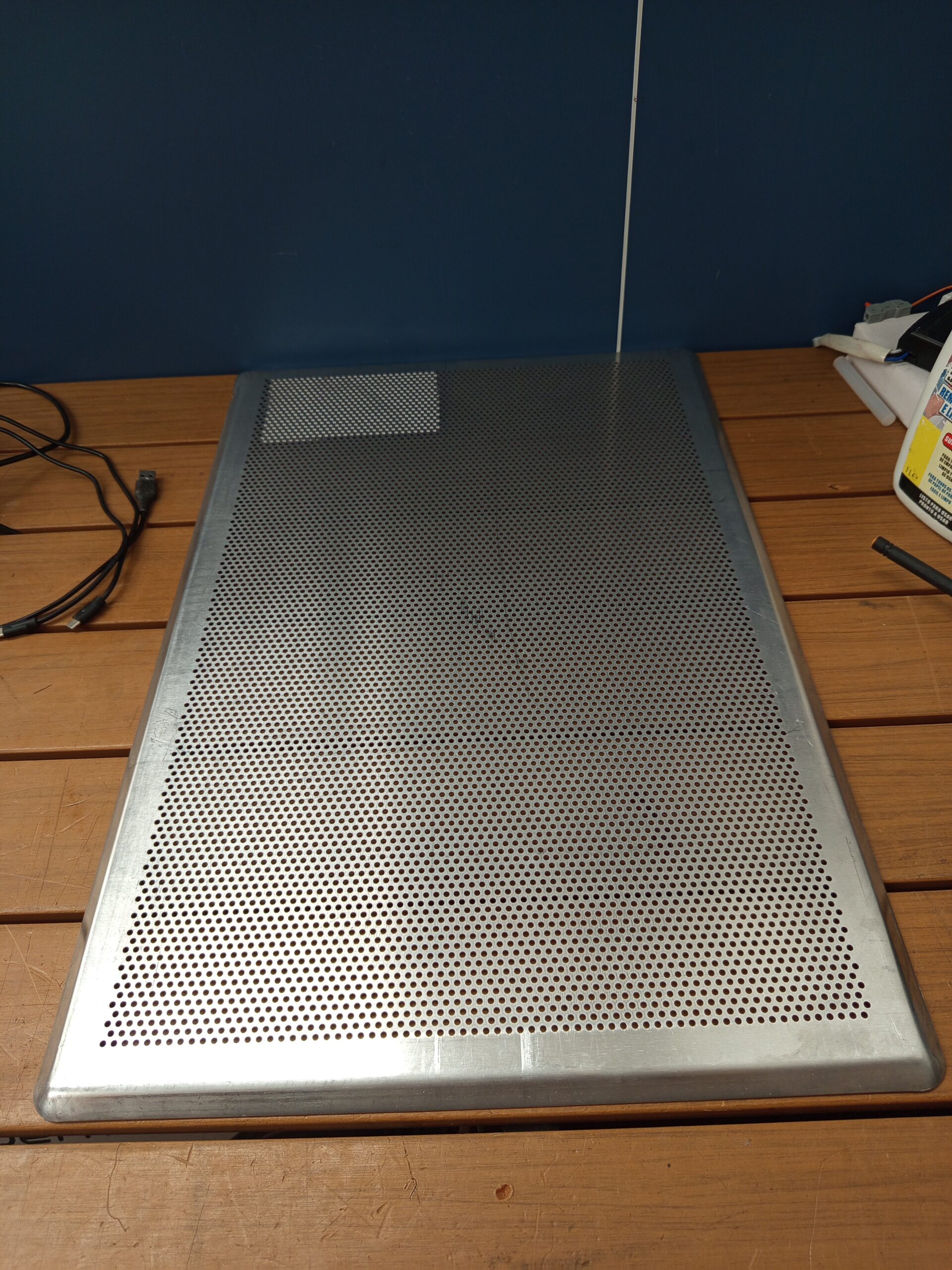 De Buyer, PLACA ALUMINIO, 1,5 MM 60 X 40 CM PERFORADA. - Imagen 2
