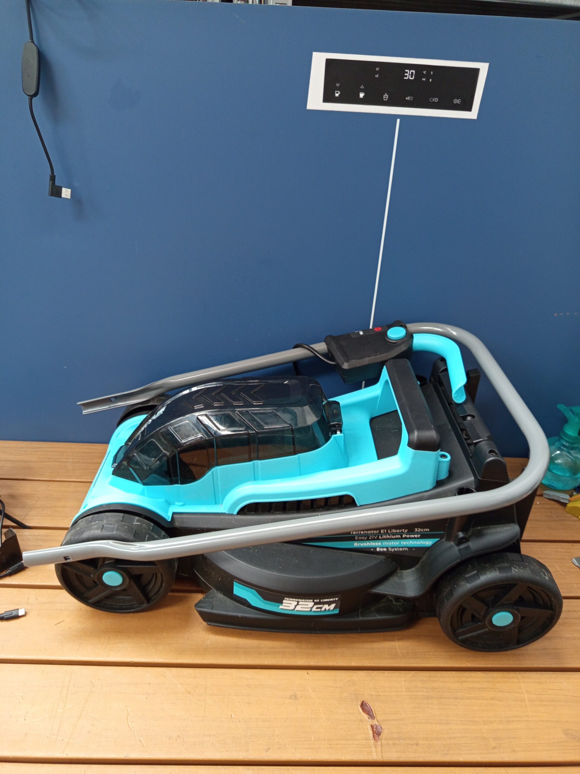 CECOTEC Terrenator E1 Liberty Cortacésped motor sin escobillas. - Imagen 6
