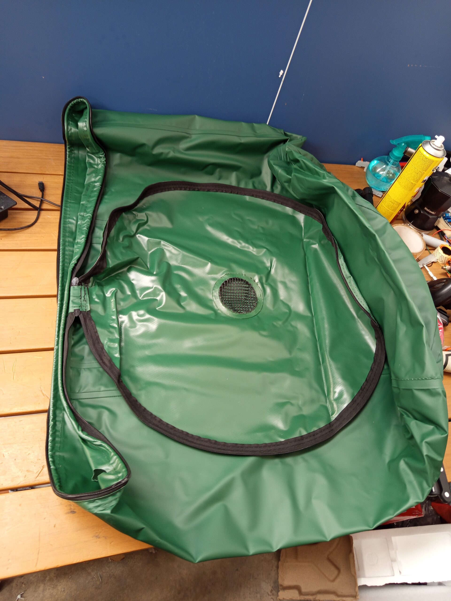 COSTWAY OP70943 Barril de Lluvia Plegable de 200L. - Imagen 3