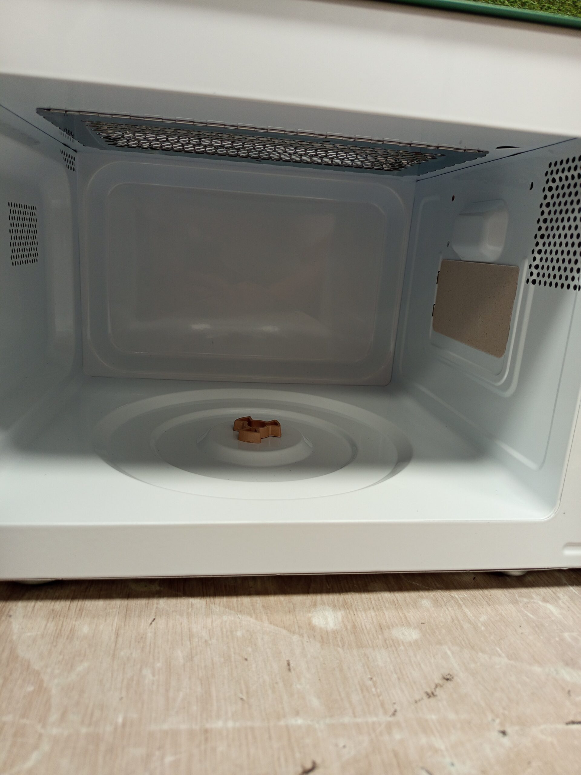 Cecotec Microondas Mecánico con Grill de 20 L - Imagen 8