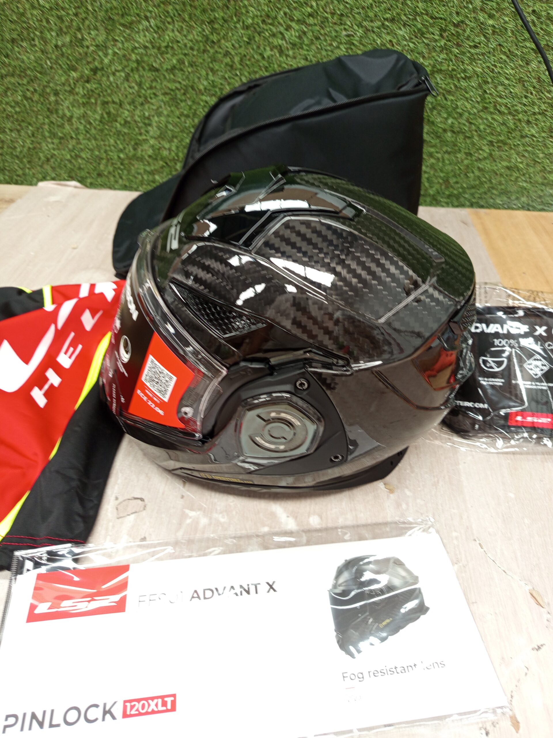 LS2 FF901 Advant X Solid carbono - Imagen 4