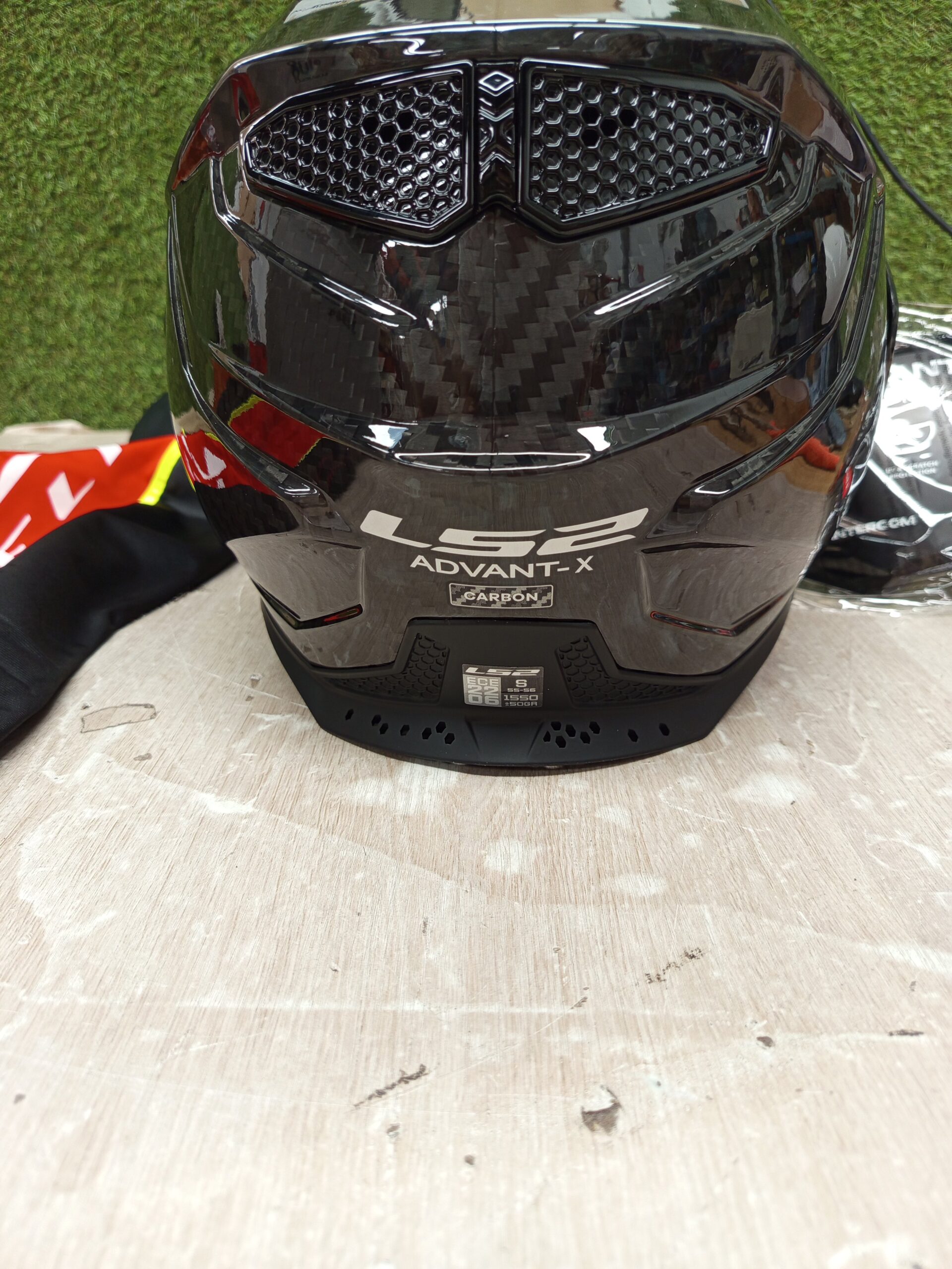 LS2 FF901 Advant X Solid carbono - Imagen 3