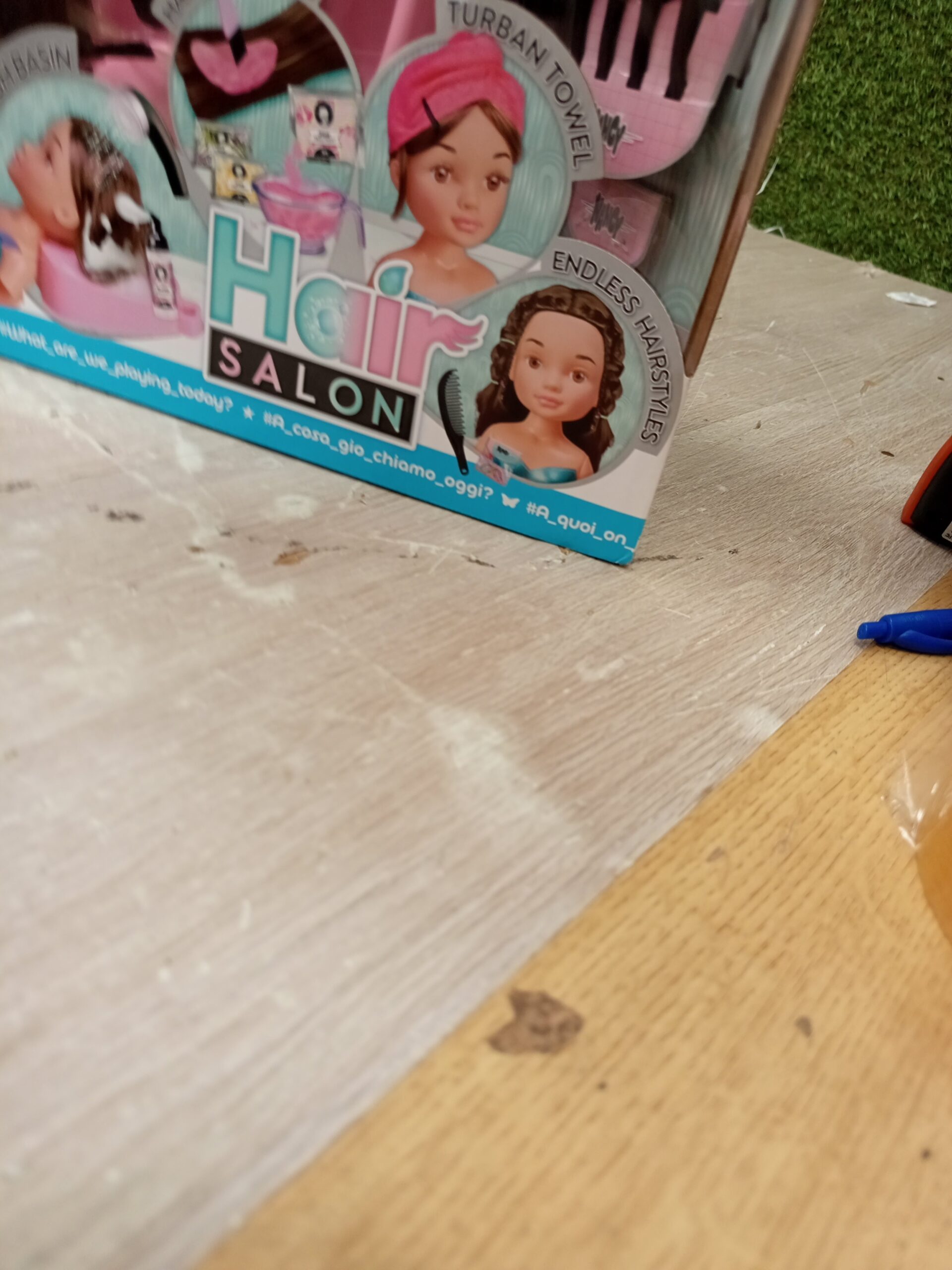 Hair Salon - Busto Morena con Lavacabezas - Imagen 2