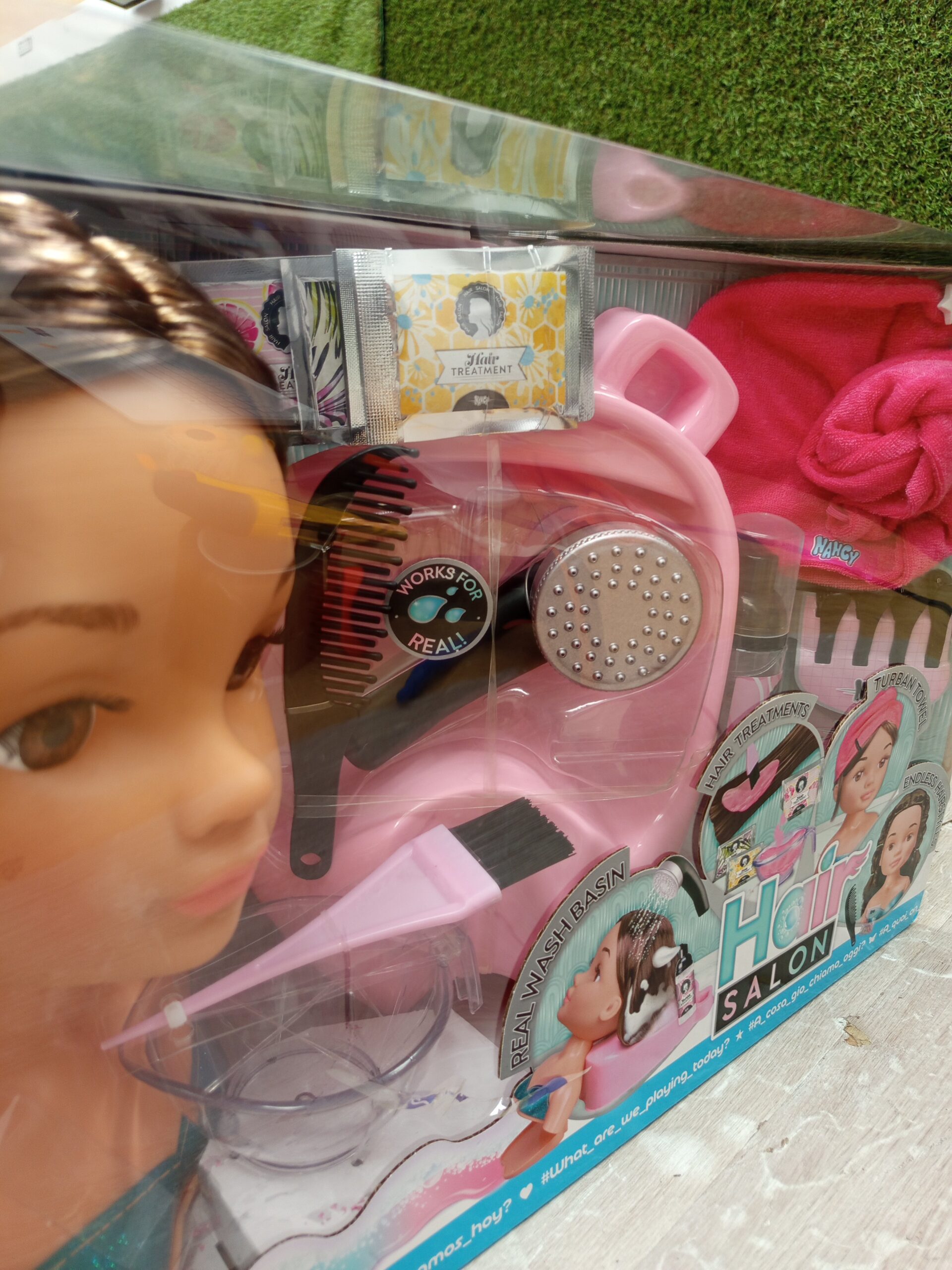 Hair Salon - Busto Morena con Lavacabezas - Imagen 5