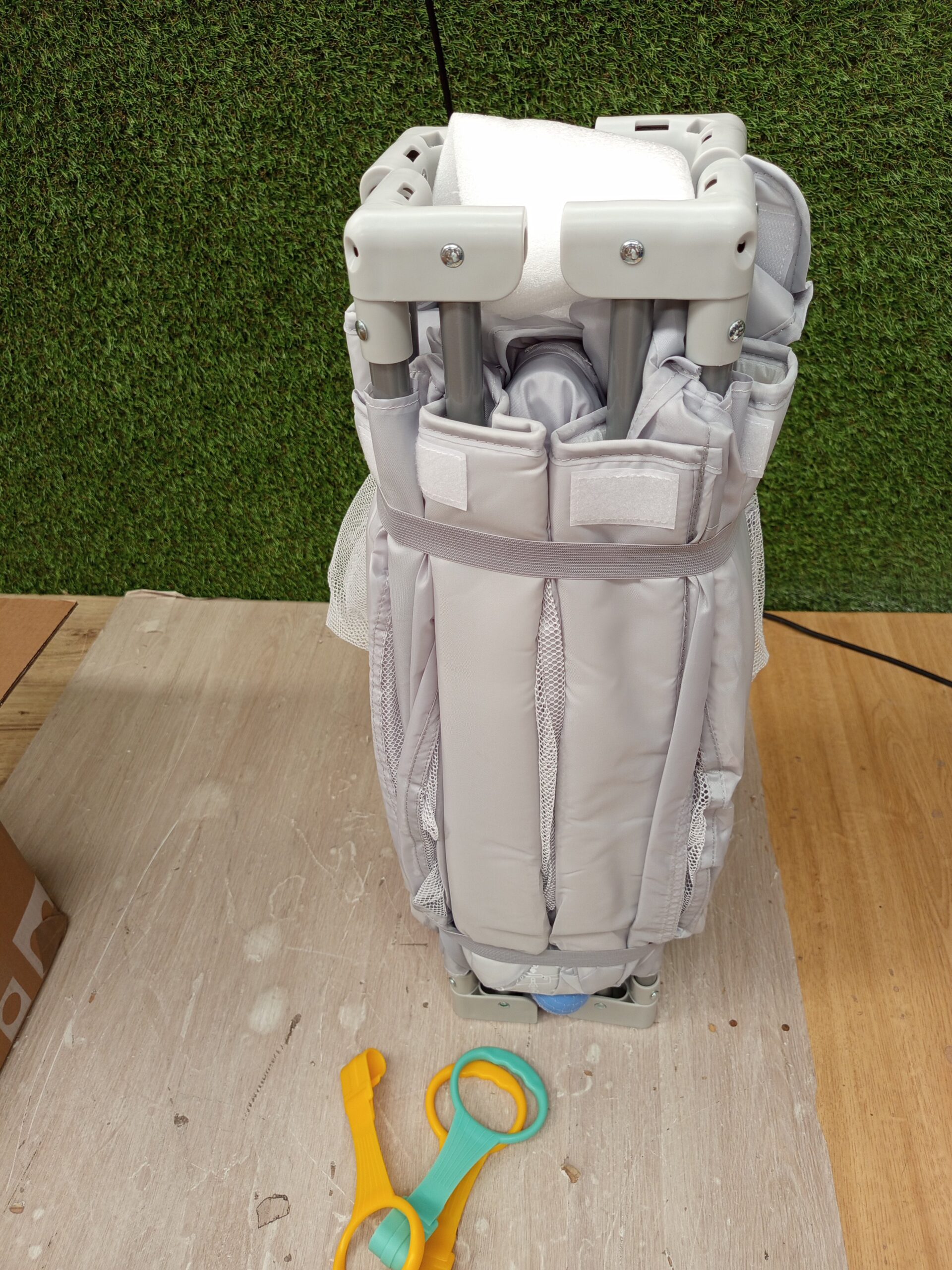 Costway Parque infantil plegable con pelotas - Imagen 6