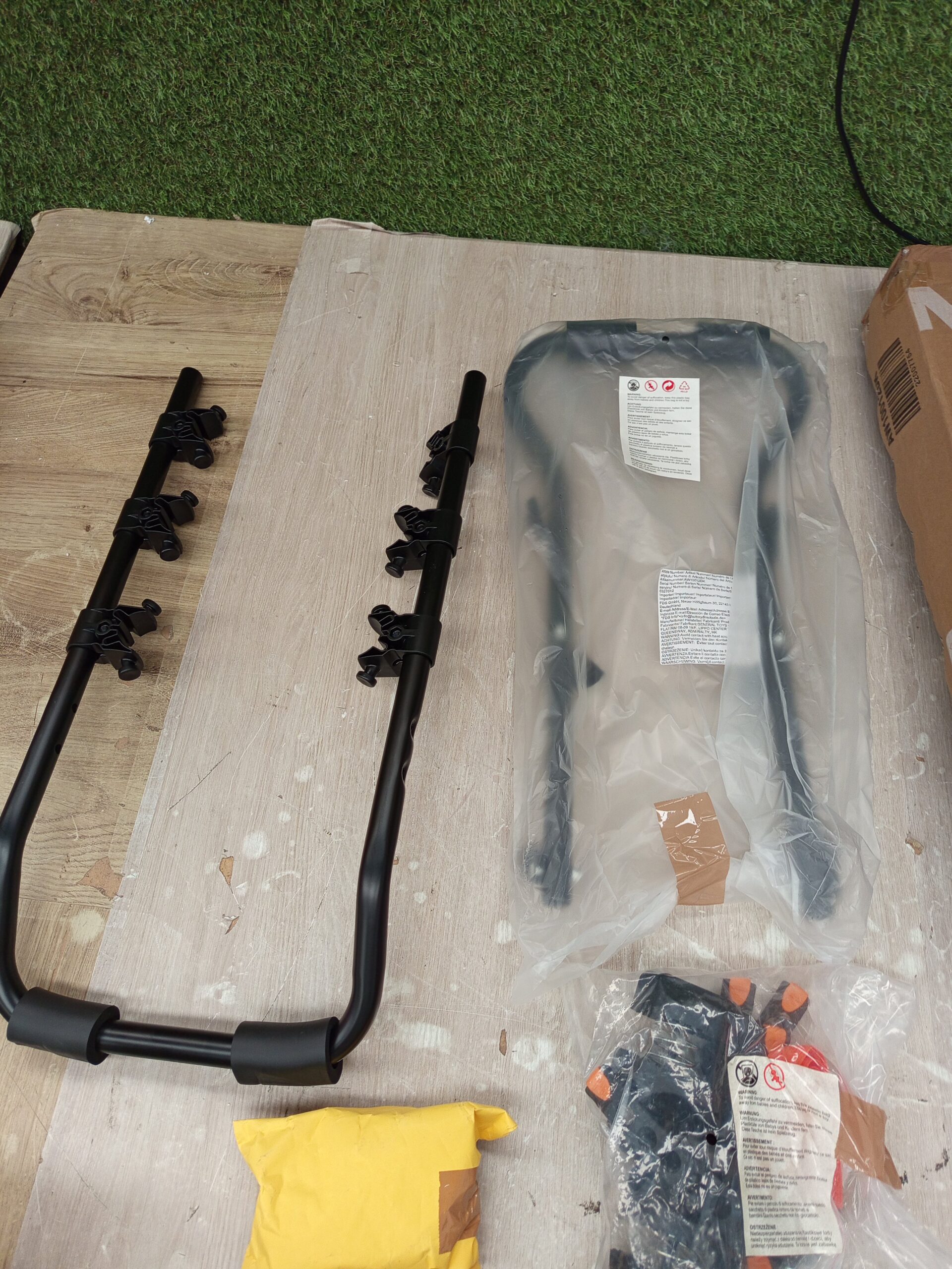 Costway Portabicicletas para 3 bicicletas - Imagen 4