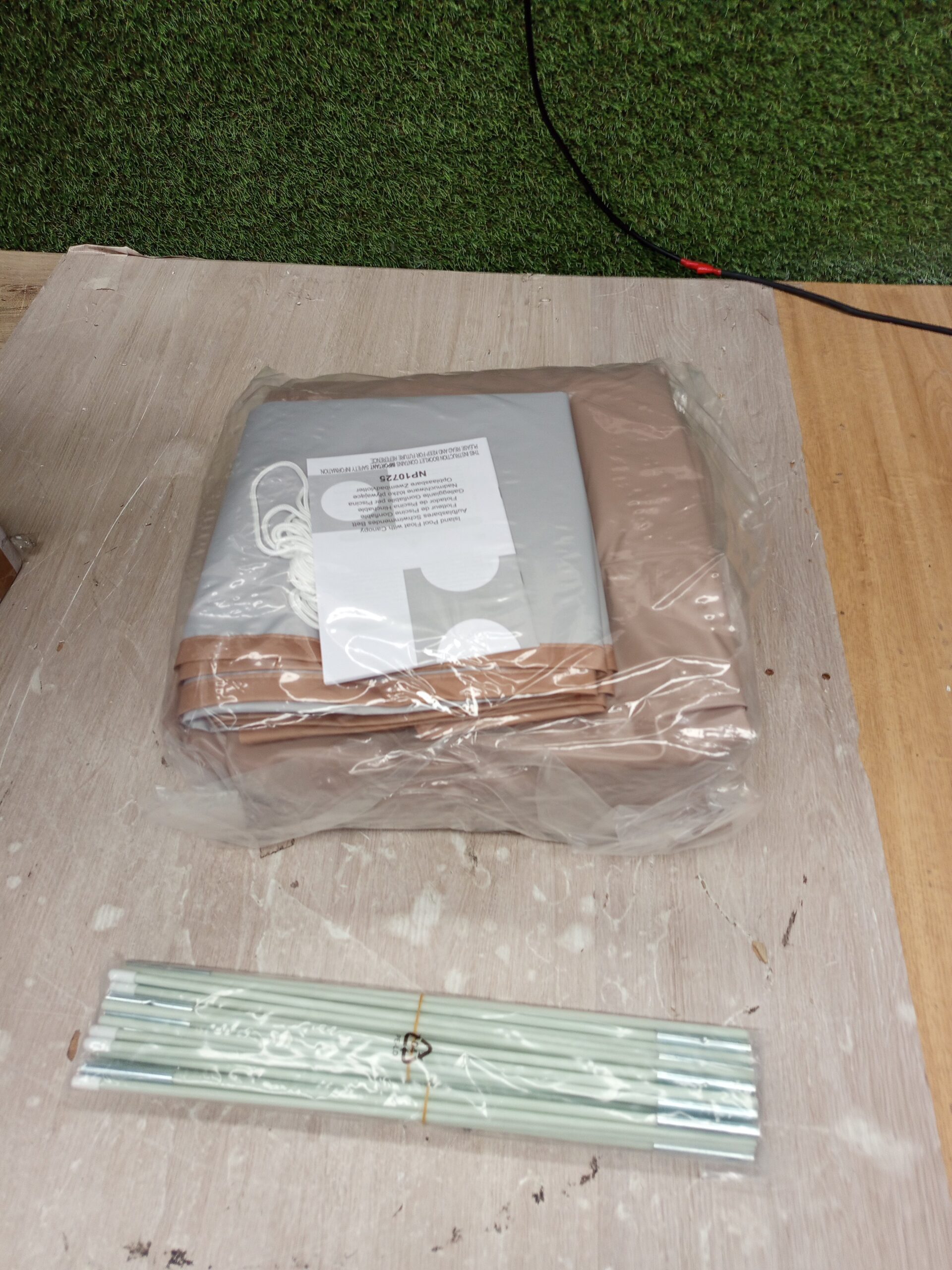 COSTWAY Isla Hinchable con Toldo para 2 Personas - Imagen 8