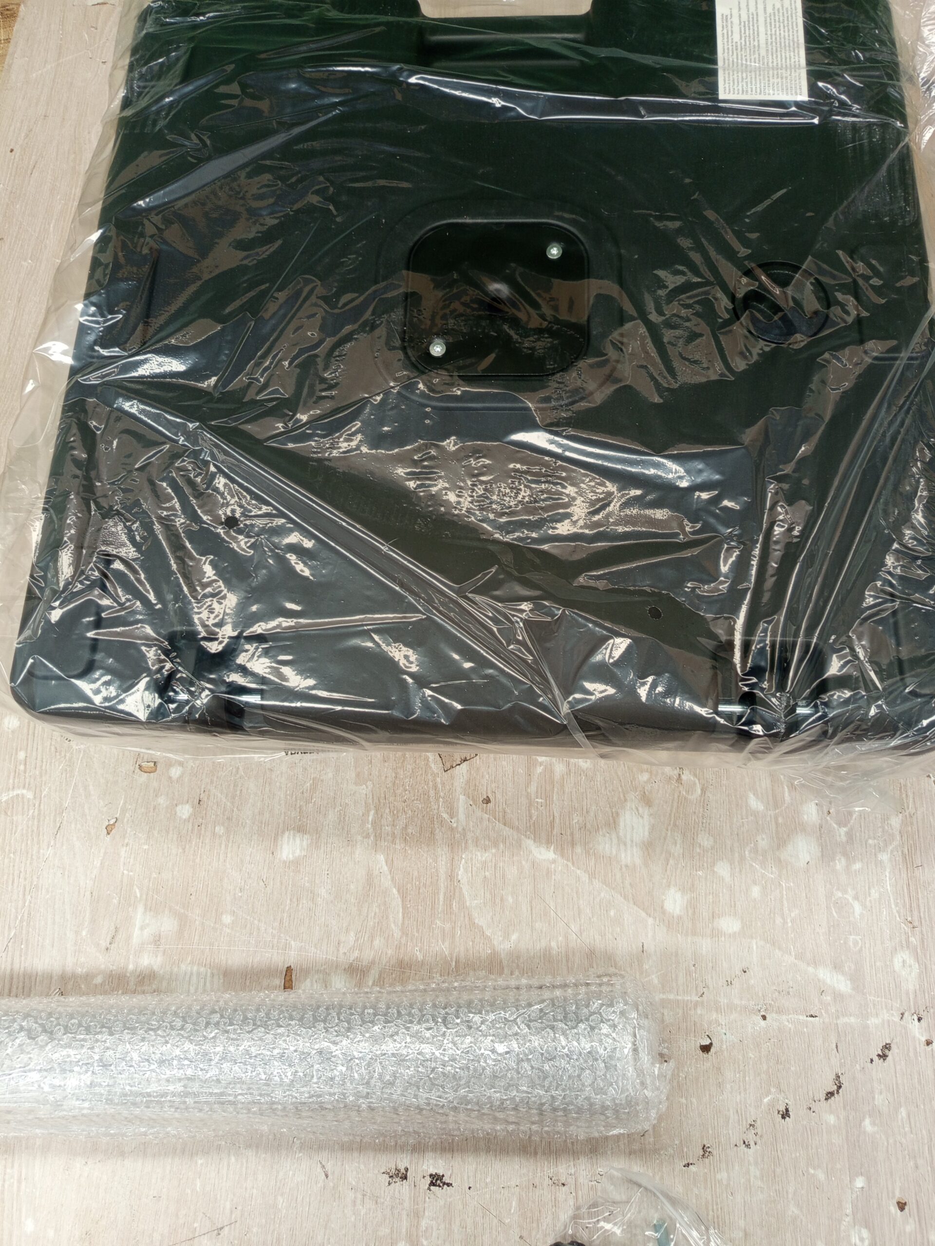 Costway Base de paraguas rellenable de 90 LBS - Imagen 5