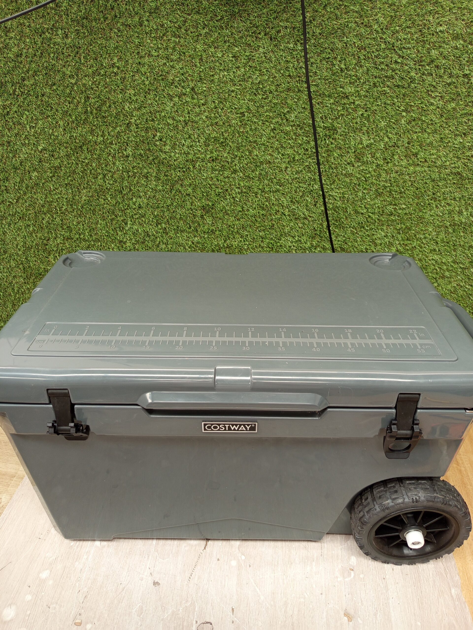 Costway Caja aislante de 71 litros con abridor de botellas - Imagen 4