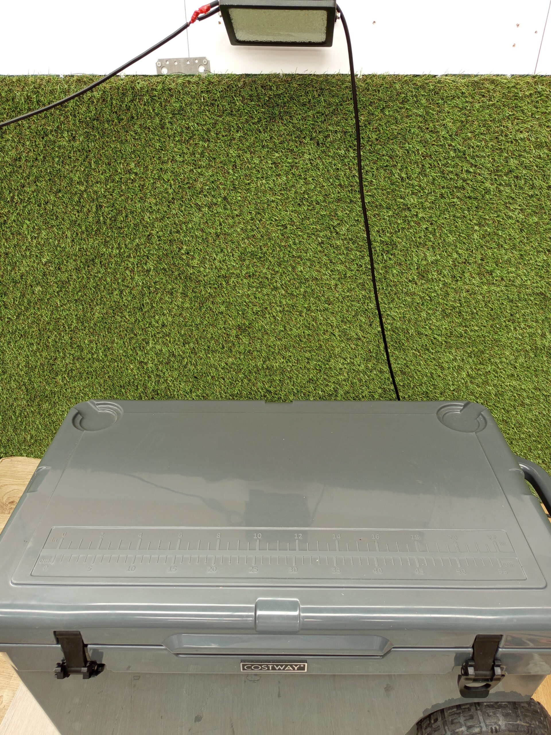 Costway Caja aislante de 71 litros con abridor de botellas - Imagen 7