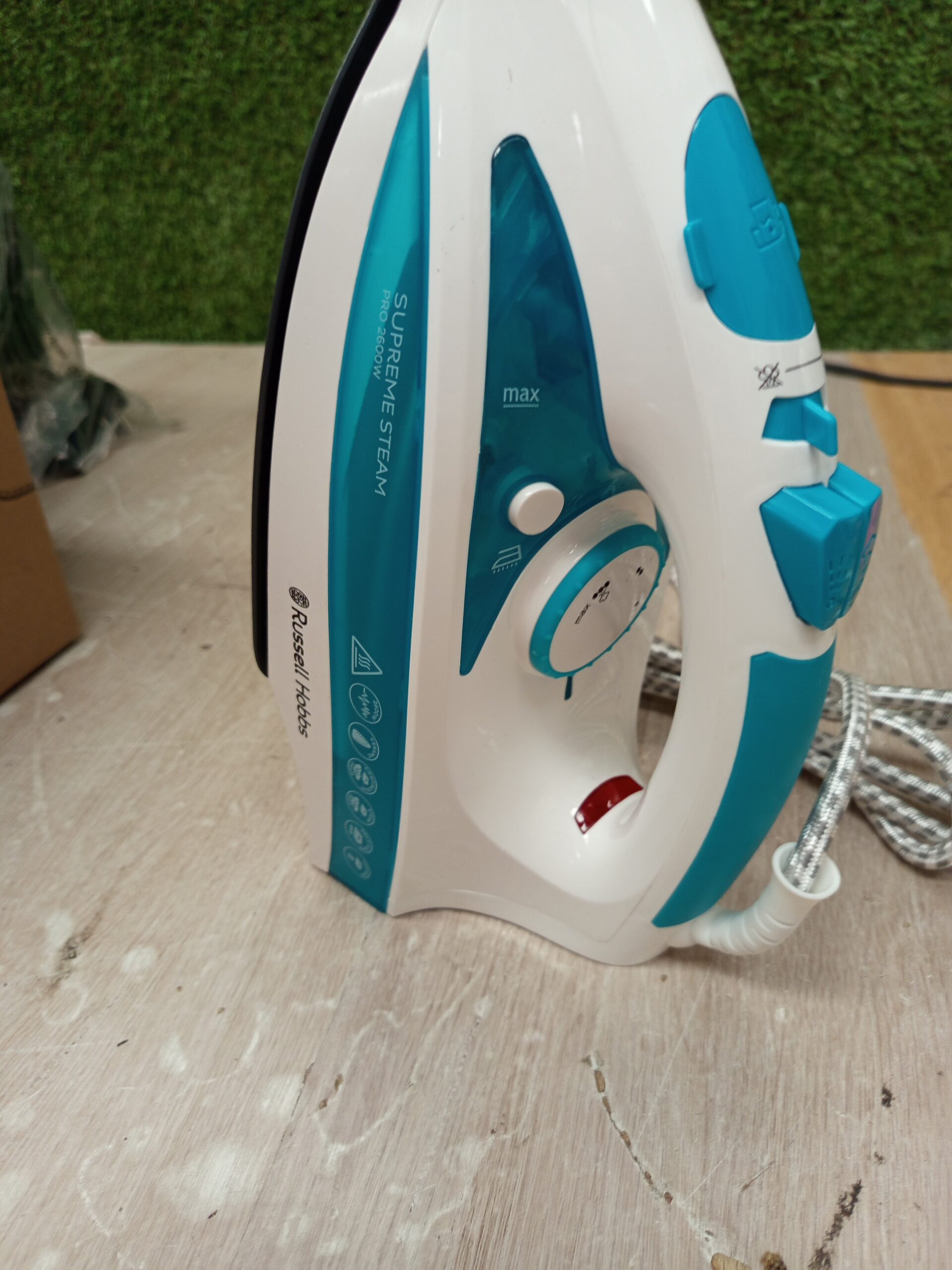 Russell Hobbs Plancha de Vapor Steam Glide Pro - Imagen 2