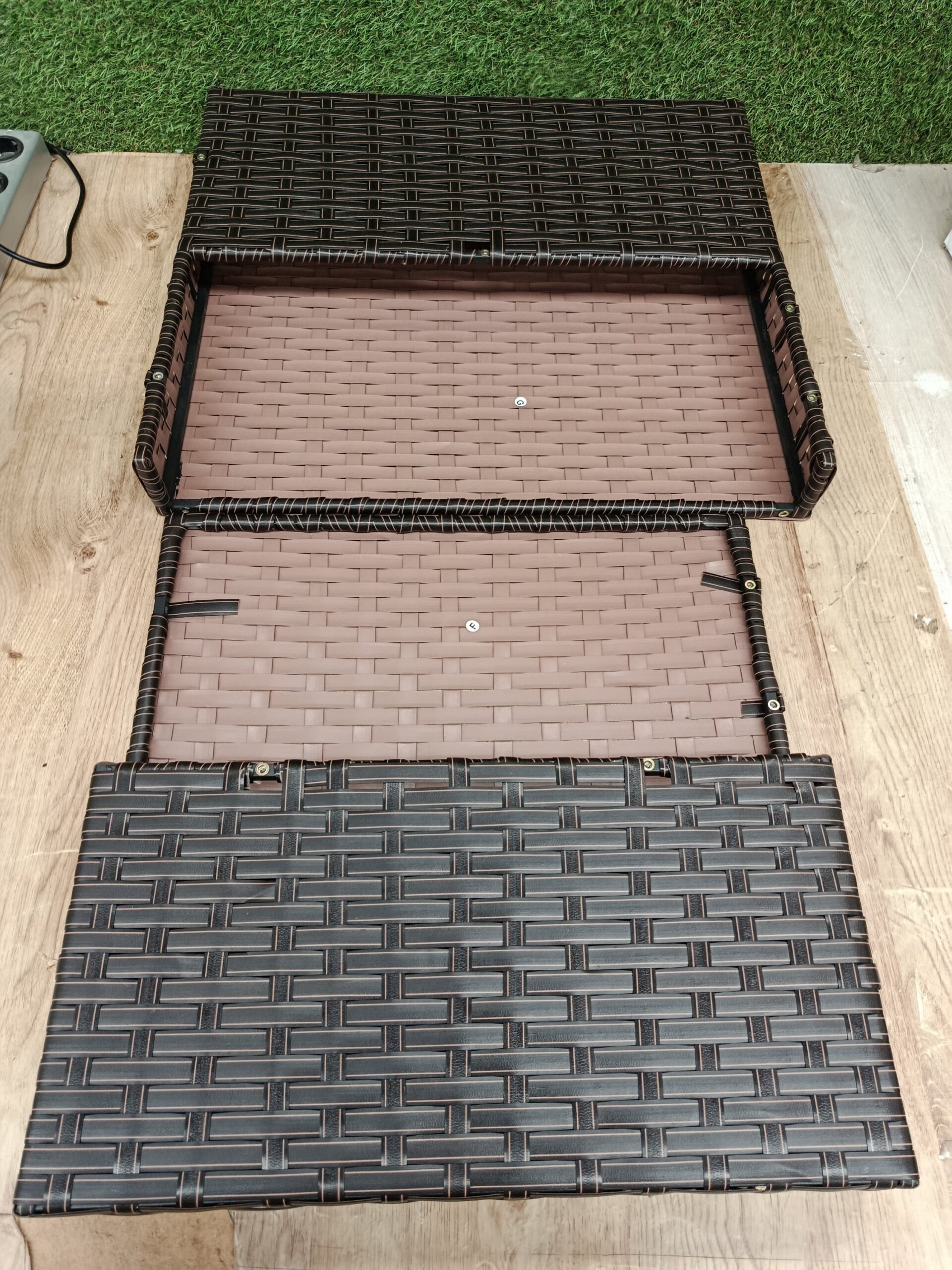 vidaXL Sofá de esquina de jardín con cojines ratán sintético marrón - Imagen 4