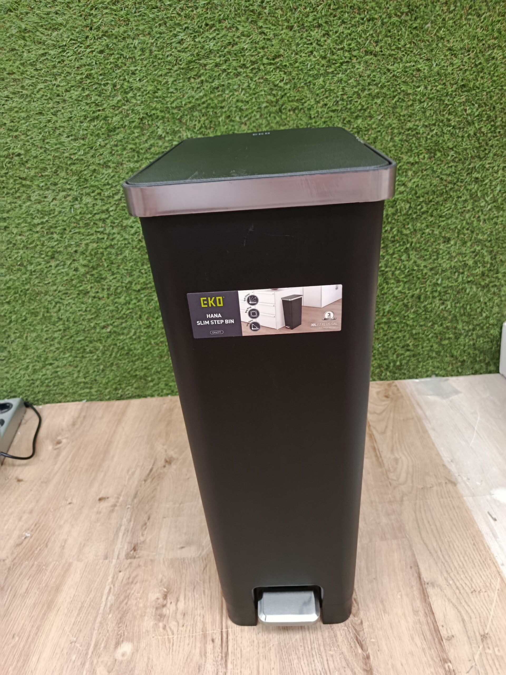 EKO Hana Cubo de basura delgado de 30 litros con pedal - Imagen 3