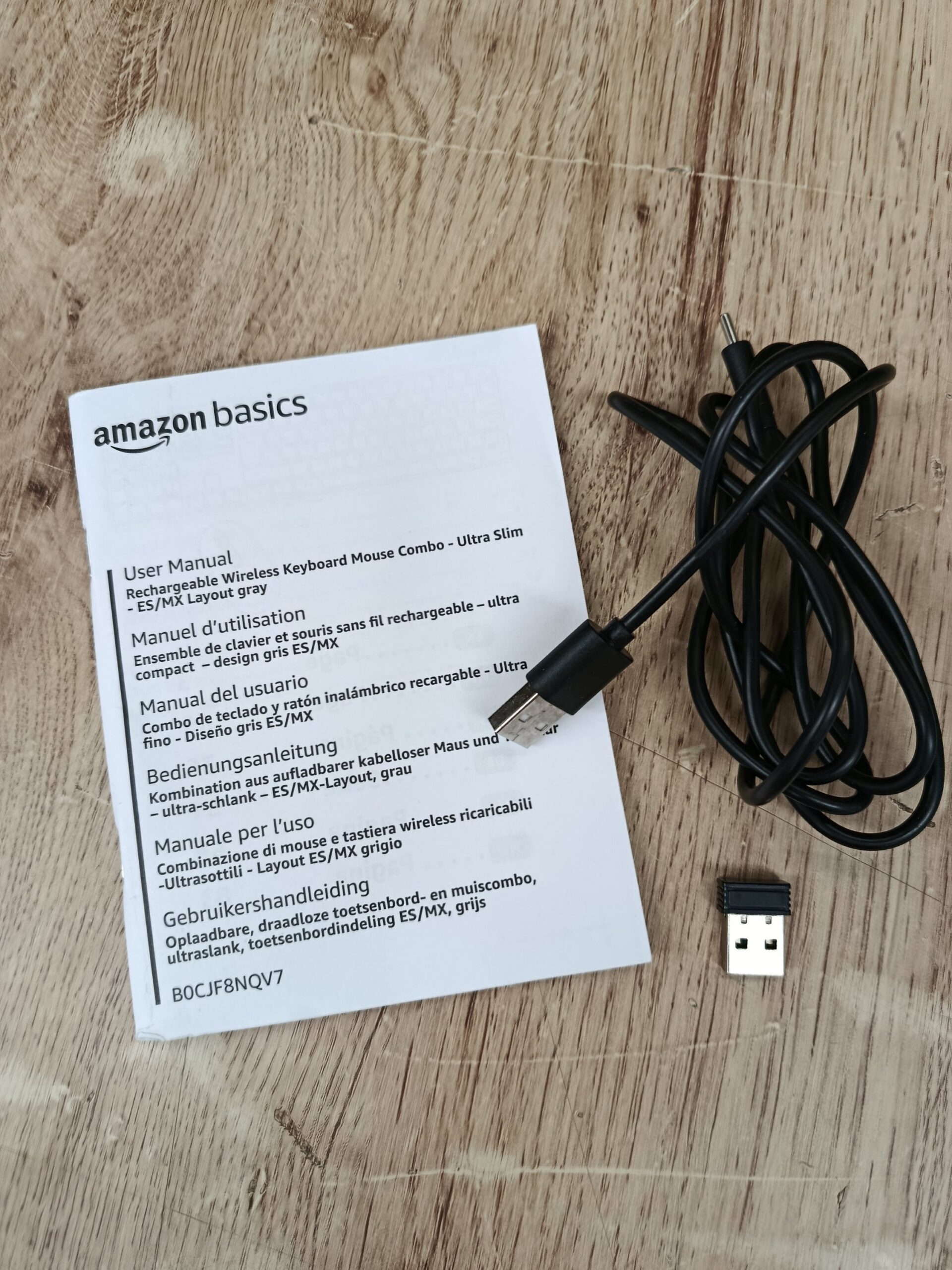 Amazon Basics Teclado ultrafino de tamaño completo y ratón inalámbrico - Imagen 8