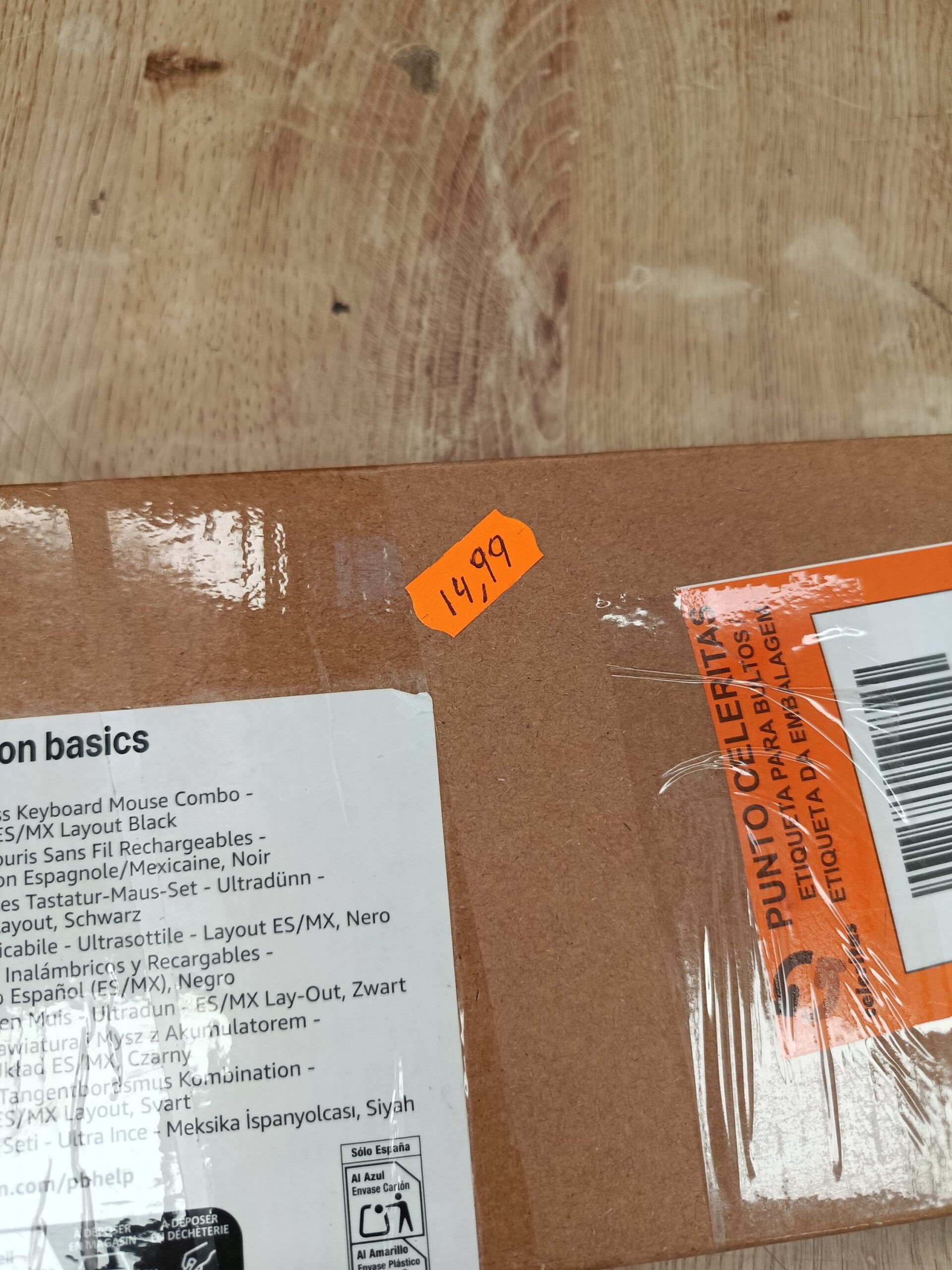 Amazon Basics Teclado ultrafino de tamaño completo y ratón inalámbrico - Imagen 9