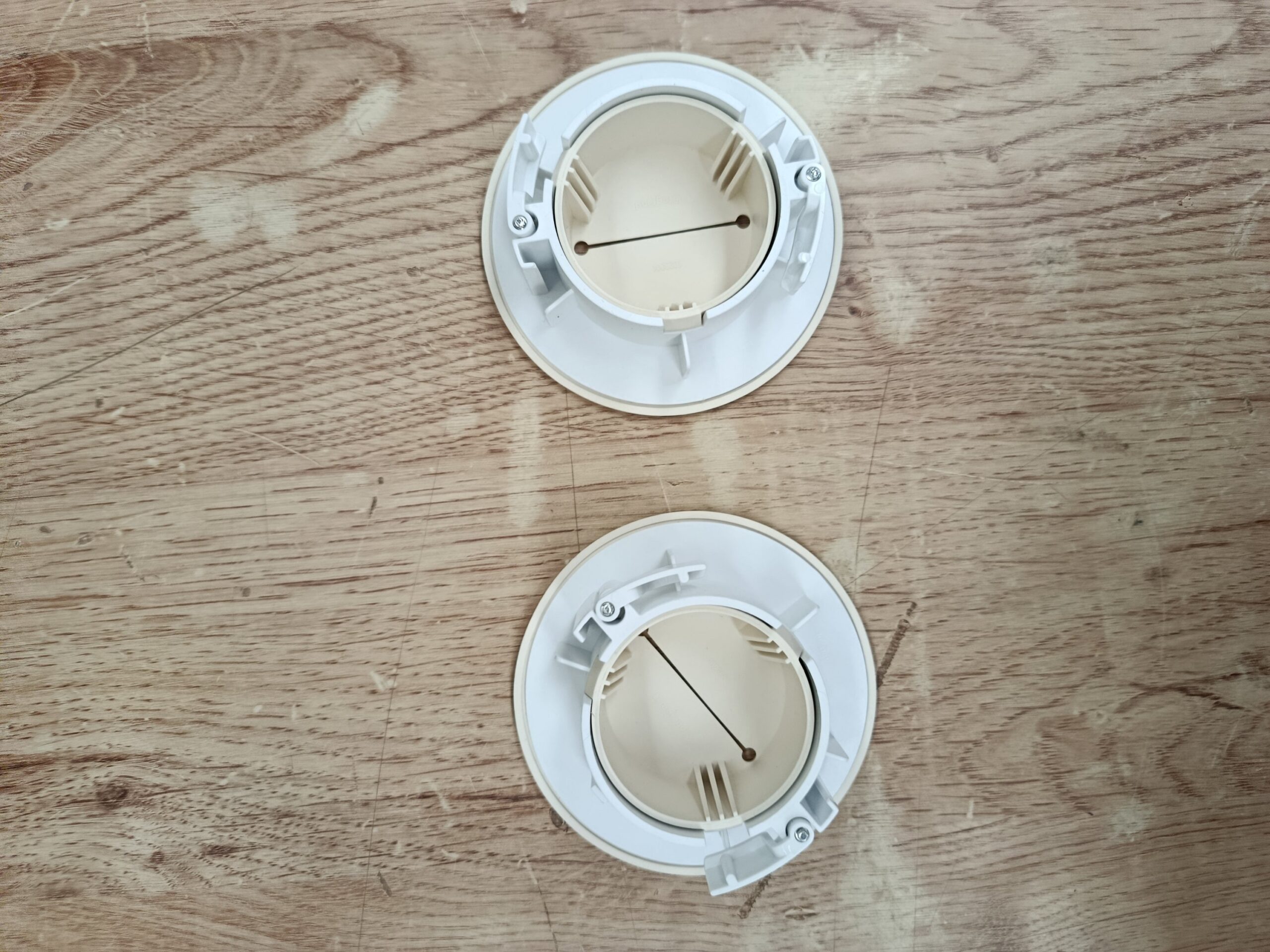 Echogear CMIWG - Disimulador de cables para el televisor montado en la pared - Imagen 4