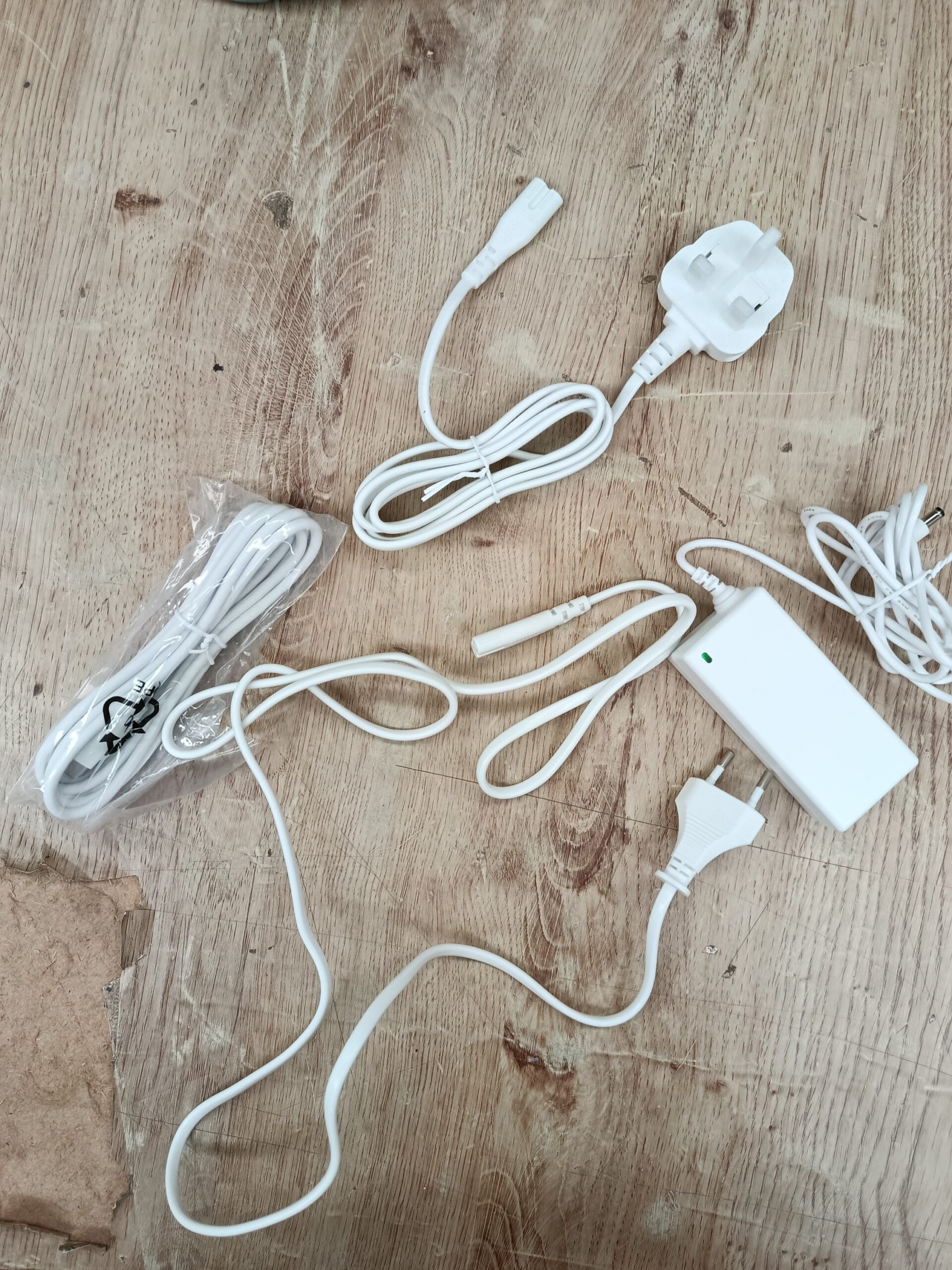 Cricut Maker 4 Paquete Esencial - Imagen 9