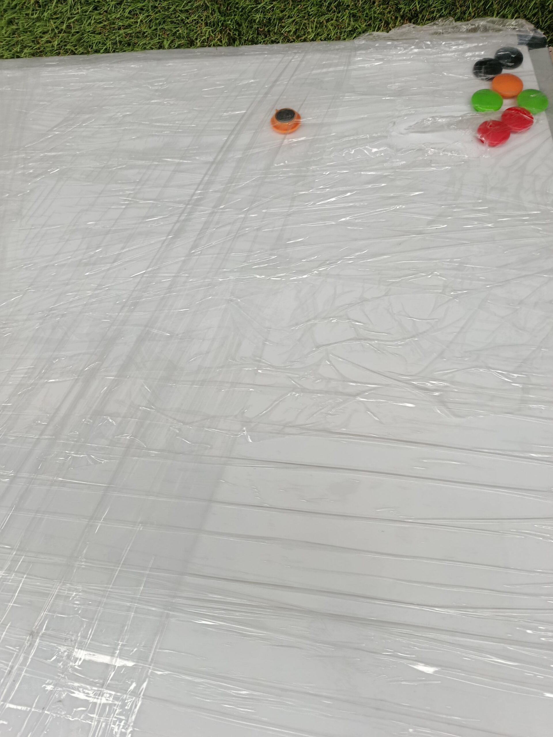 Amazon Basics Pizarra Blanca Magnética con Marco de Aluminio - Imagen 3