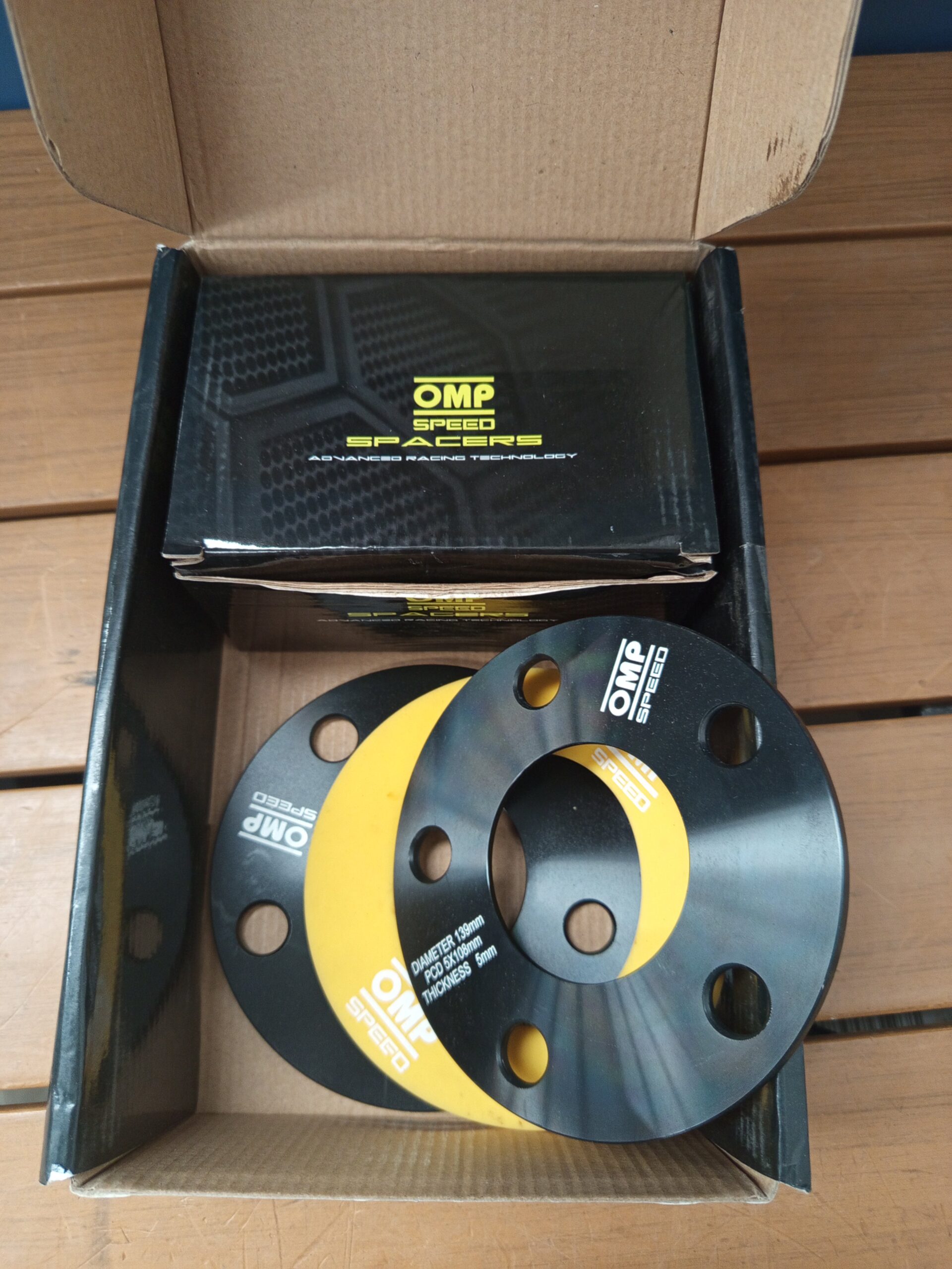 OMP Speed Juego de 2 Separadores Doble Centrado Grosor: 15mm. - Imagen 4