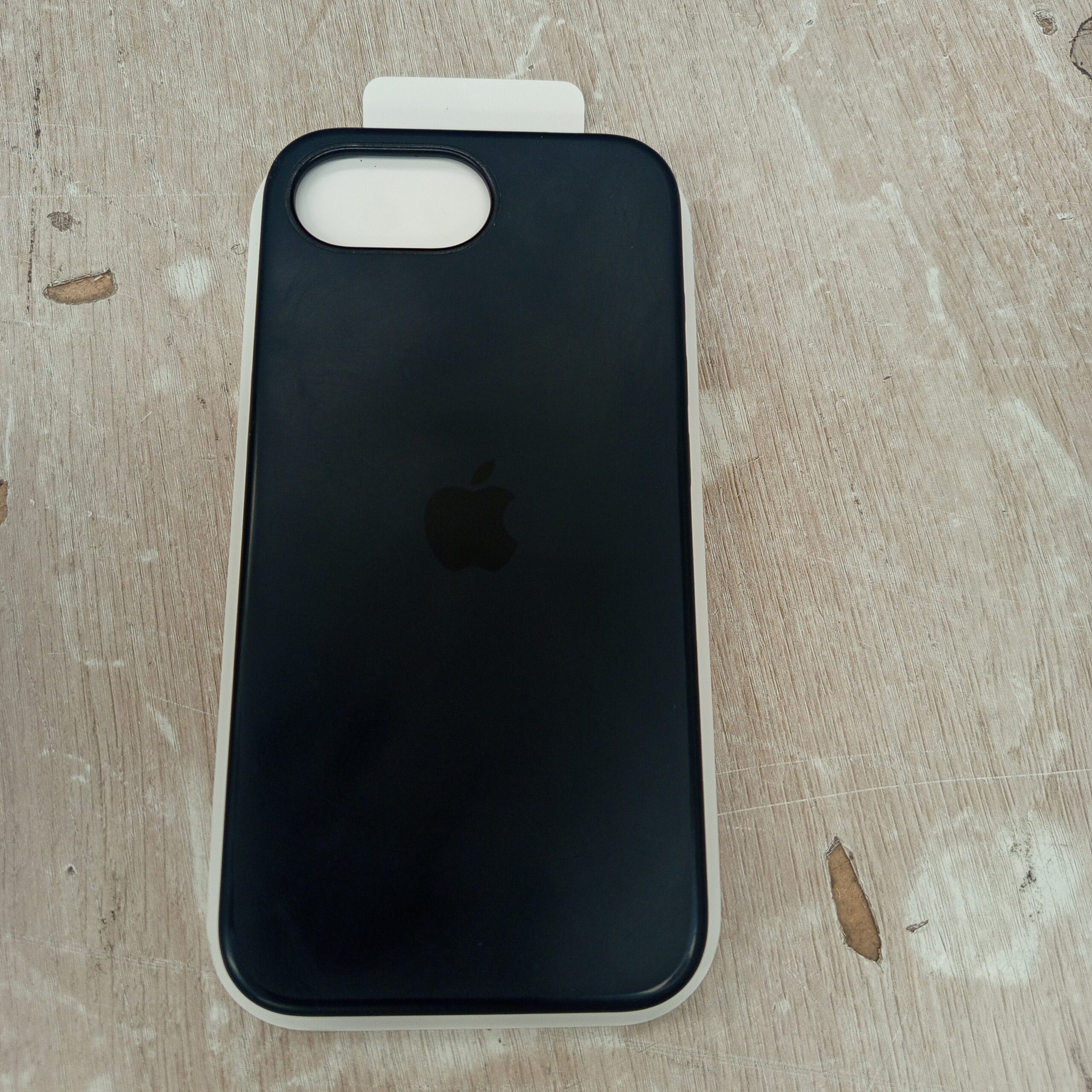 Funda de Silicona - iPhone 16e - Apple - Imagen 8