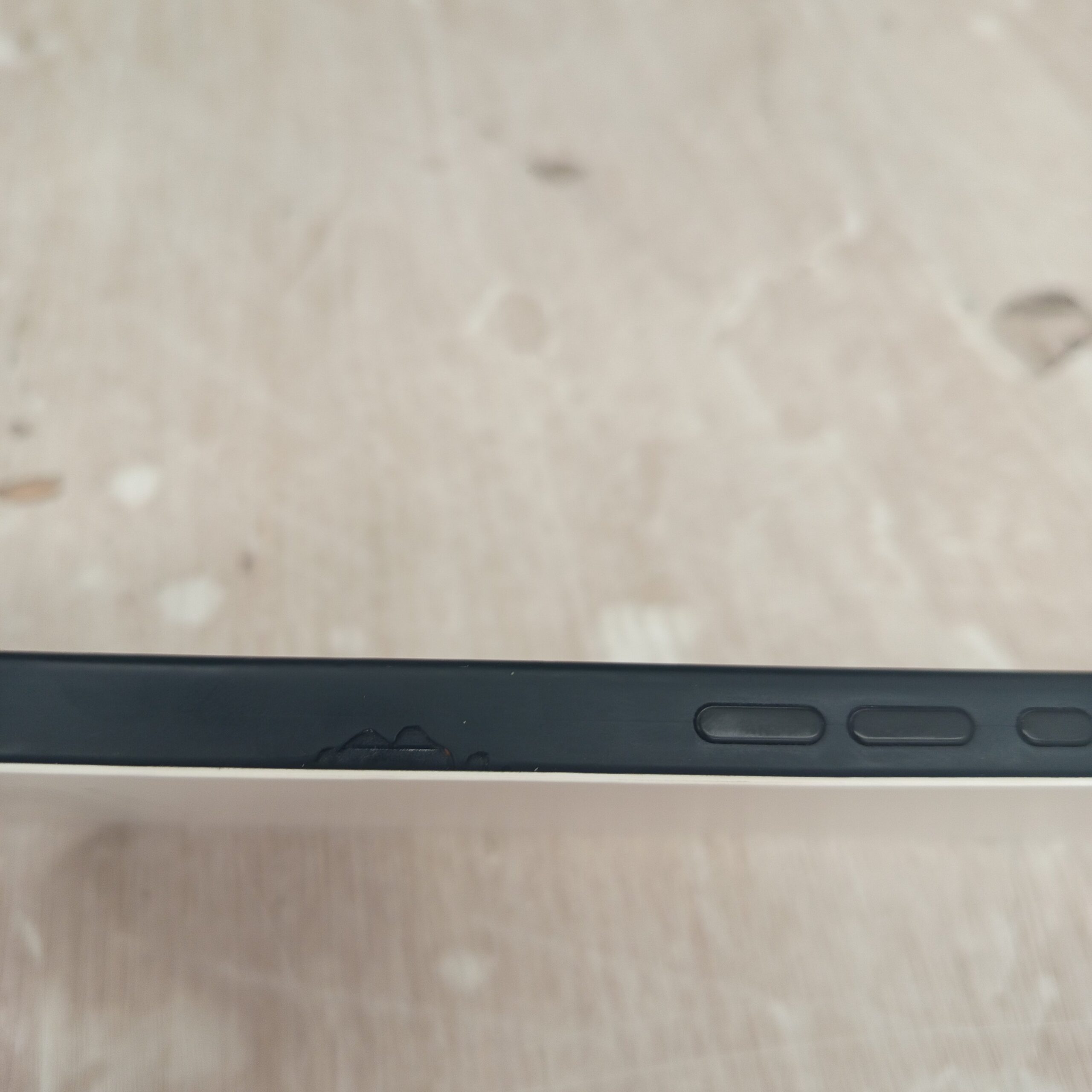 Funda de Silicona - iPhone 16e - Apple - Imagen 3