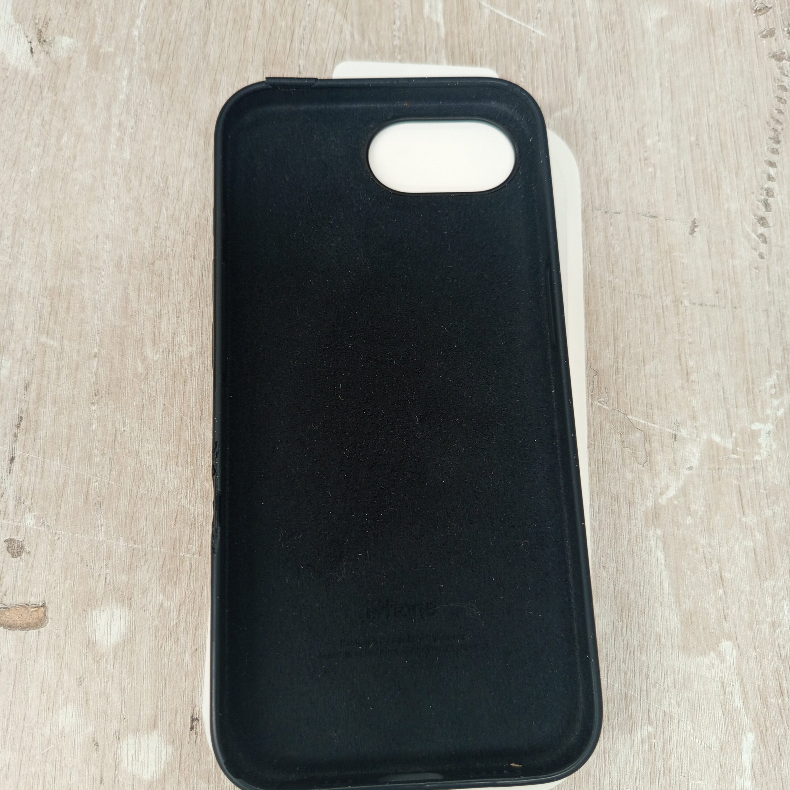Funda de Silicona - iPhone 16e - Apple - Imagen 7